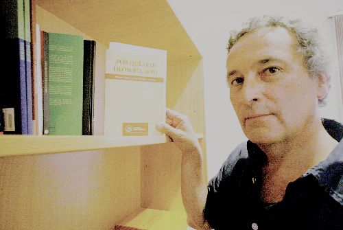 Docente Miguel Susti publica su libro ¿Por qué leer filosofía hoy?. Foto: ANDINA/archivo
