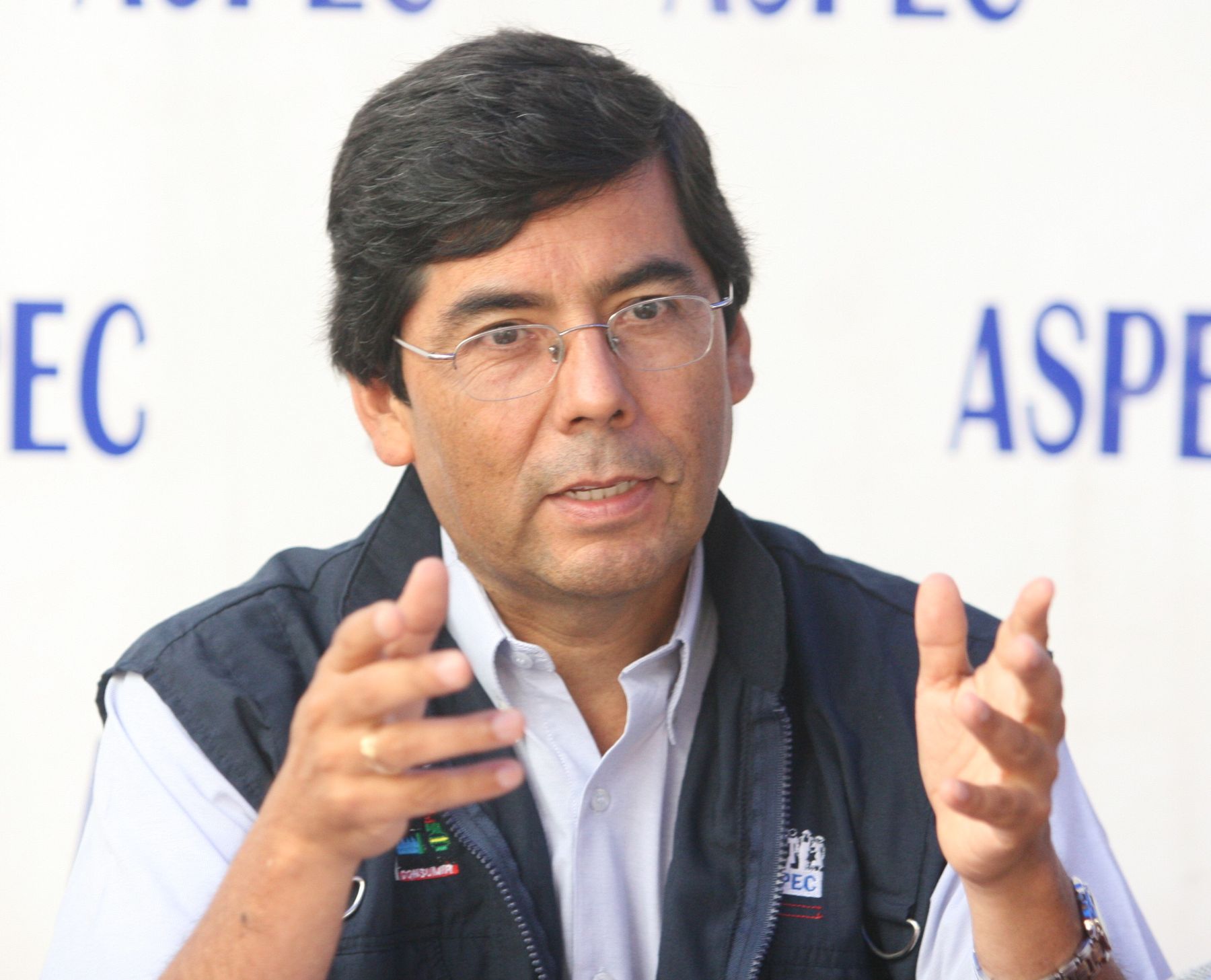 Presidente de la Asociación Peruana de Consumidores y Usuarios, Jaime Delgado Zegarra. Foto:ANDINA/Norman Cordova