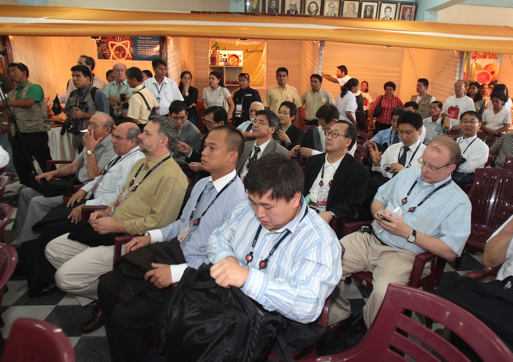 Delegados deI Apec participan del I Show Room “Mostrando la Oferta Exportable de Loreto” en la ciudad de Iquitos. Foto: ANDINA/Piero Vargas.