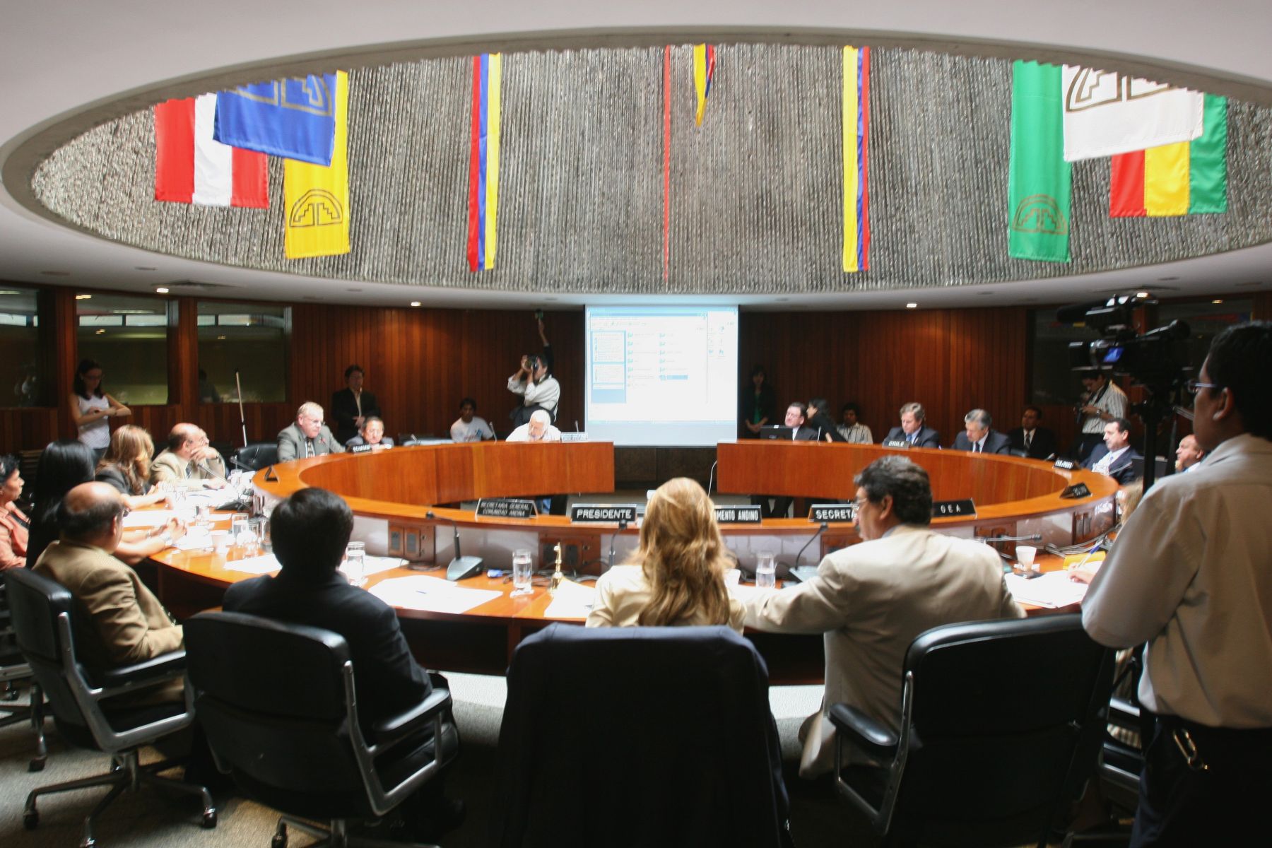 Sesión Extraordinaria del Parlamento Andino, en la sede de la CAN en Lima, para abordar el tema del conflicto entre Colombia y Ecuador. Foto: ANDINA/Jorge Paz.