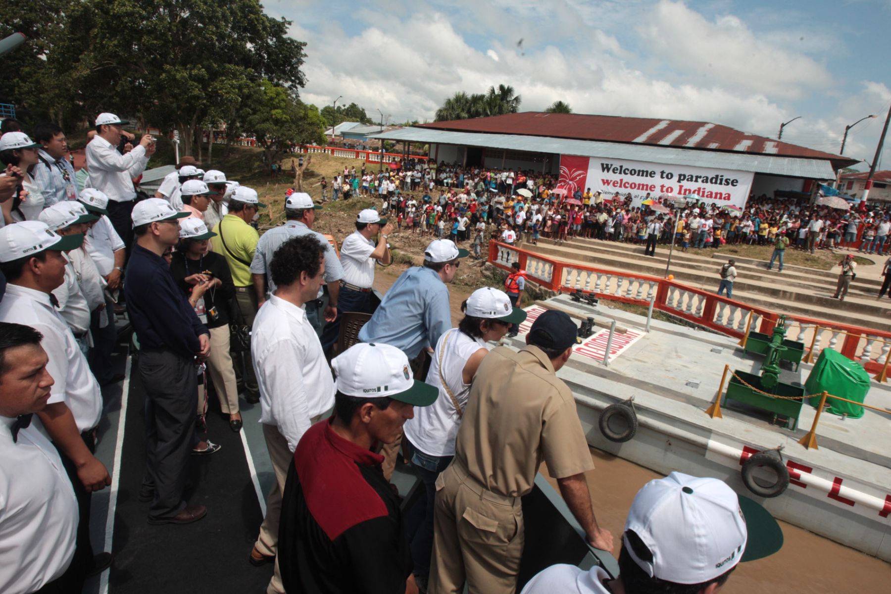 Delegados del Apec  se trasladaron enel BAP Ucayali  y visitaron el distrito de Indiana en Loreto. Foto:ANDINA/ Piero Vargas