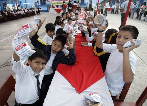 Desayunos escolares contribuyen a contrarrestar desnutrición infantil. Foto: ANDINA/Archivo.
