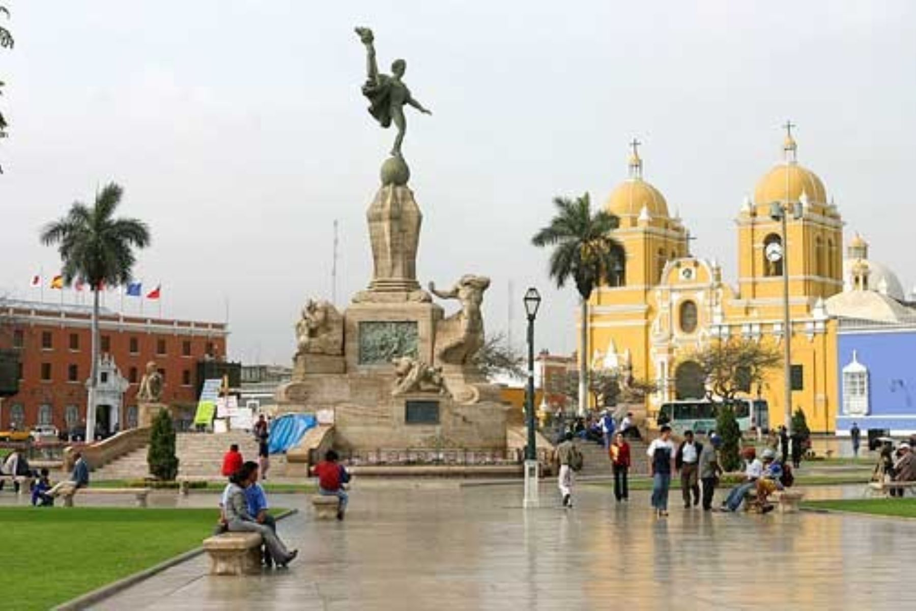 Plaza de Armas de Trujillo.  ANDINA/archivo