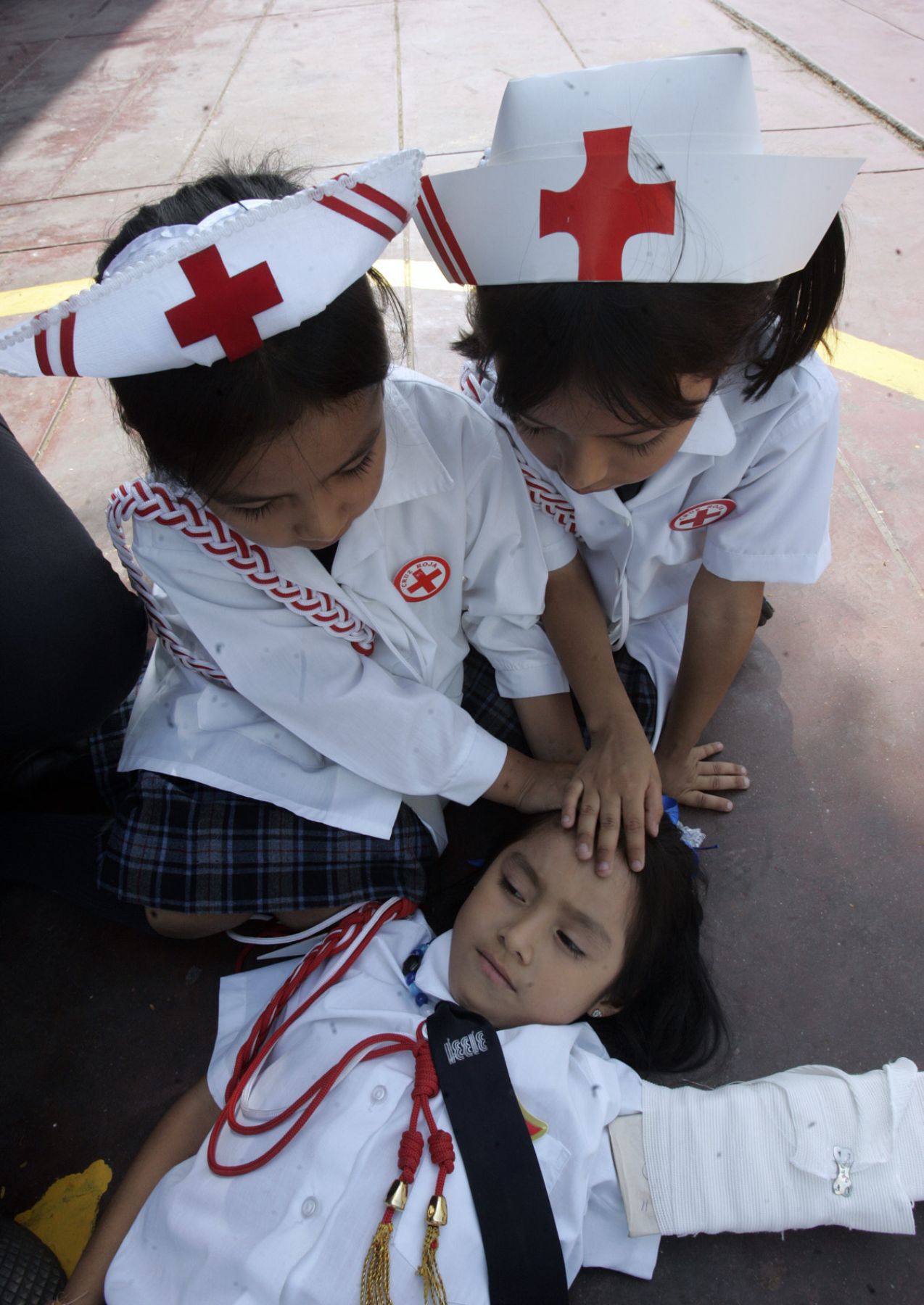 Simulacro de sismo en centro educativo de San Luis dirigido por el viceministro de Educación, Idel Vexler. Foto: ANDINA/Juan Carlos Guzmán Negrini.
