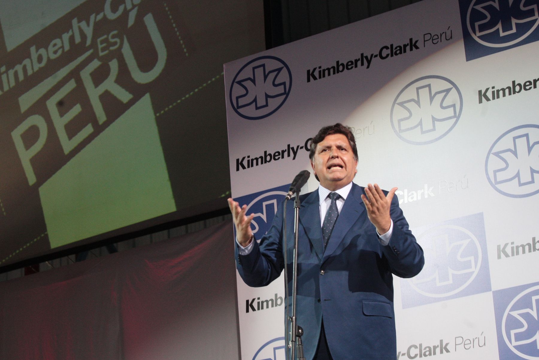 El Presidente de la República, Alan García Pérez, inaugura la planta de Kimberly Clark en Puente Piedra. Foto: ANDINA/Carlos Lezama.