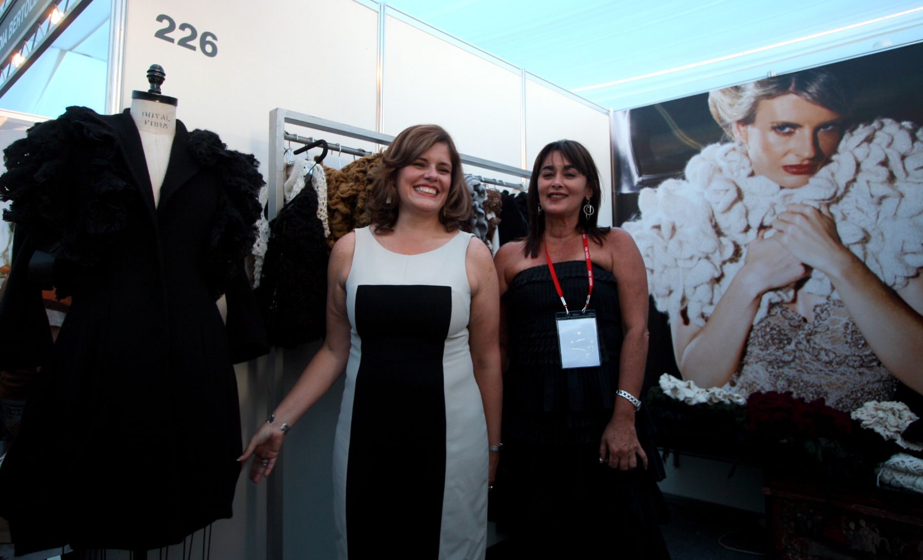 La ministra de Turismo y Comercio Exterior, Mercedes Aráoz, recorre la Feria Internacional de Textiles Perú Moda, Confecciones, Calzado y Joyería, en el Jockey Plaza. Foto: ANDINA/Alberto Orbegoso.
