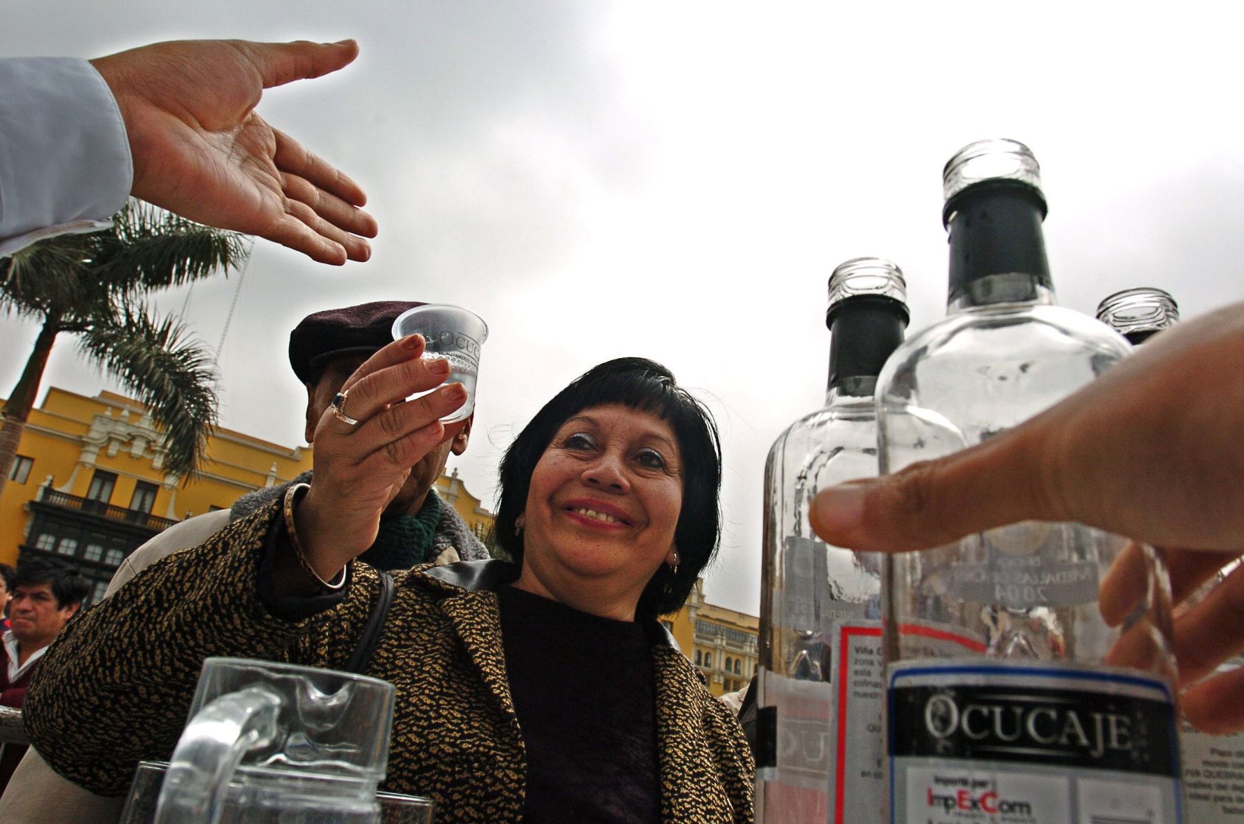 Lima Celebrates Peru’s Independence Day With 1300 Litres Of Pisco ...