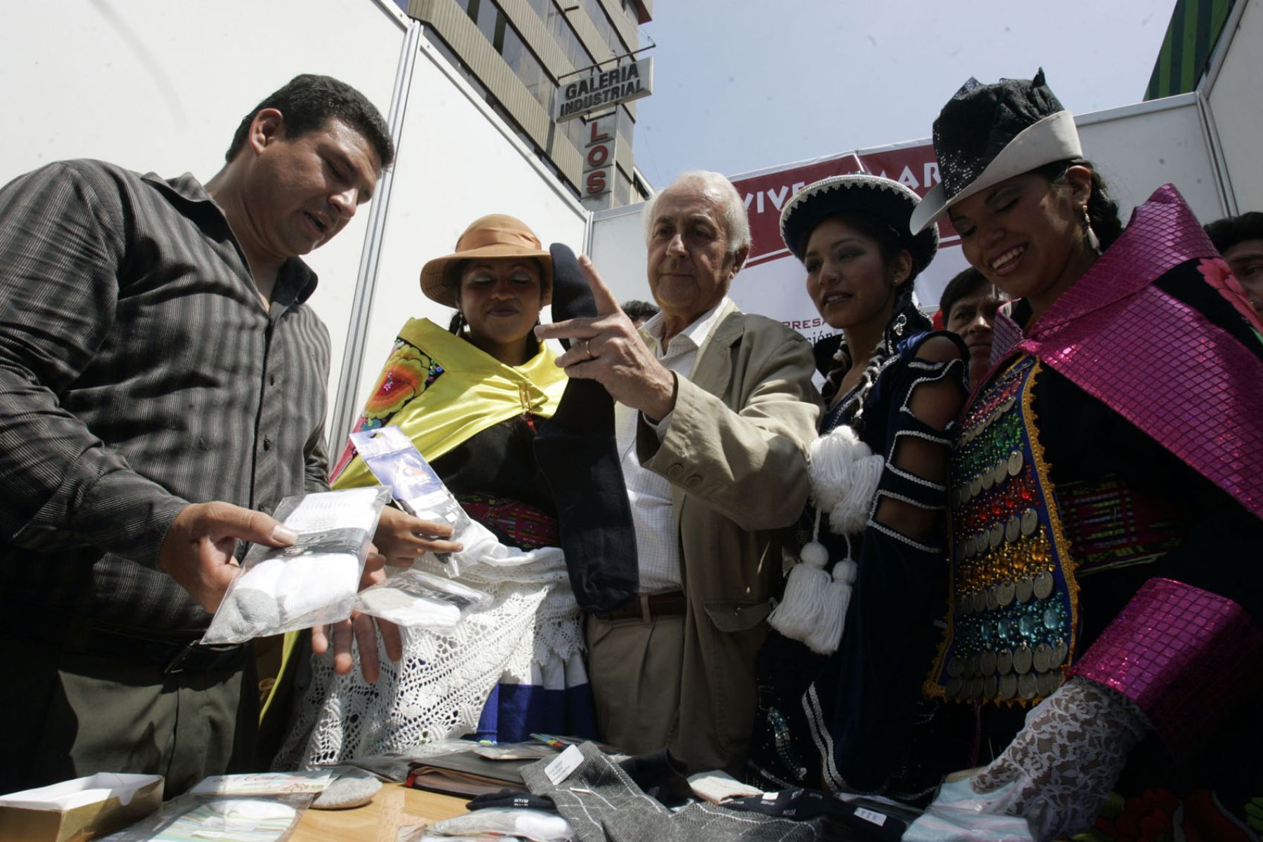 Más de 150 empresarios de Gamarra exhibirán sus confecciones durante la Cumbre ALC-UE. Foto: ANDINA/ Juan Carlos Guzmán Negrini.