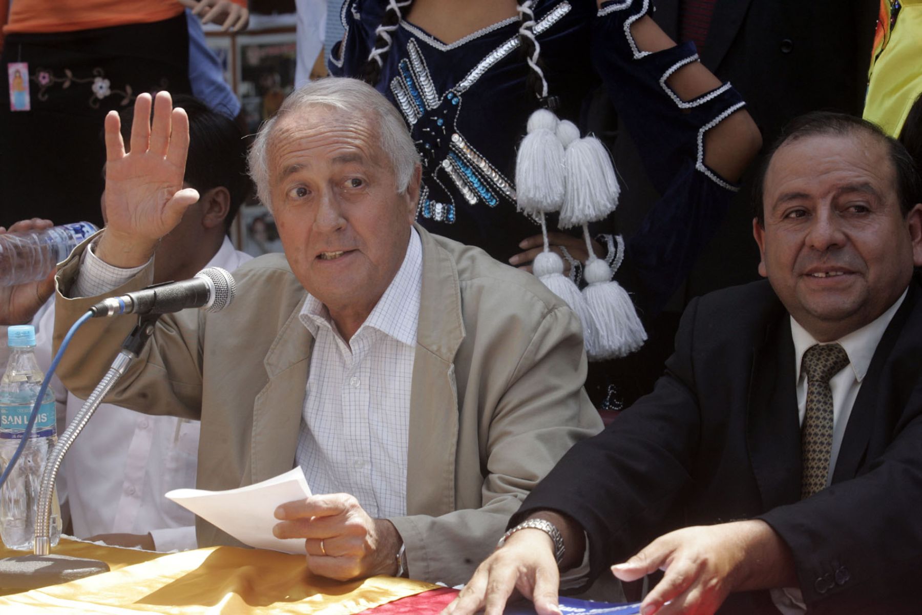 Alberto Sánchez Aizcorbe, alcalde de La Victoria presentó fería con miras a la Cumbre ALC-UE en Gamarra.  Foto: ANDINA/Juan Carlos Guzmán Negrini.