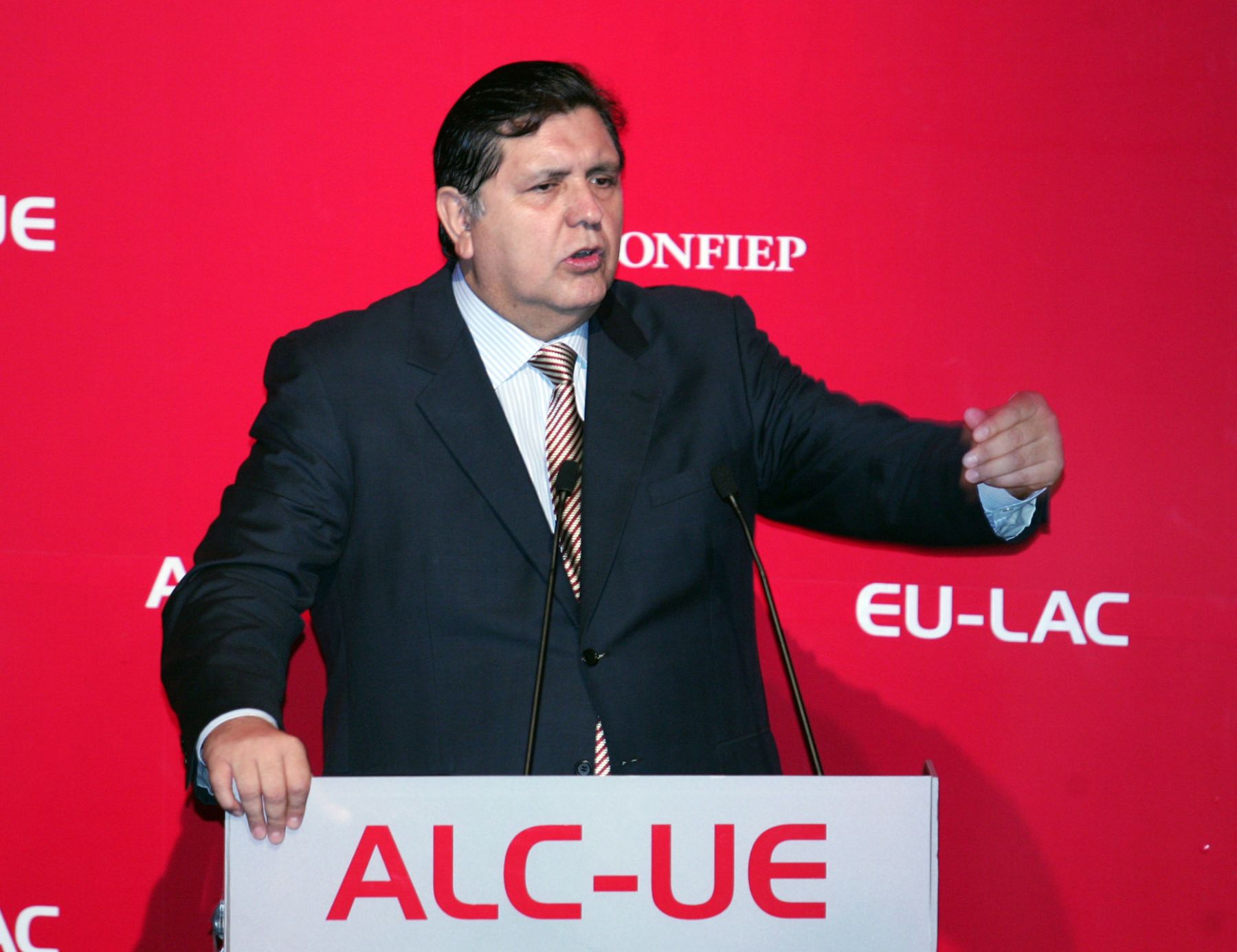 Presidente Alan García en inauguración oficial del II Foro Empresarial ALC-UE. Foto: Dante Zegarra.