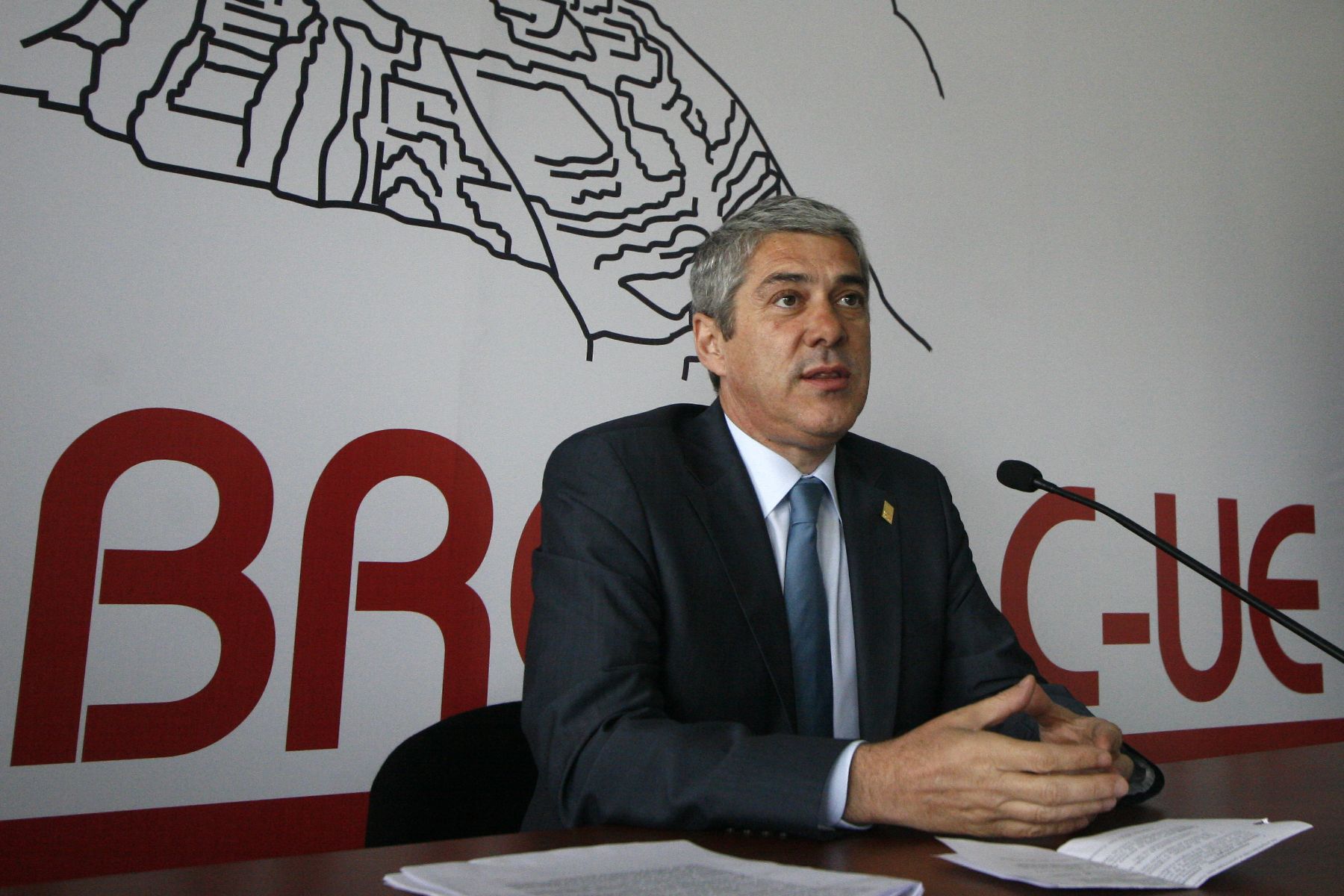 Conferencia de prensa del primer Ministro de Portugal, José Sócrates , en el Centro de Prensa de la V Cumbre ALC-UE. Foto:ANDINA/Stephanie Zollner.