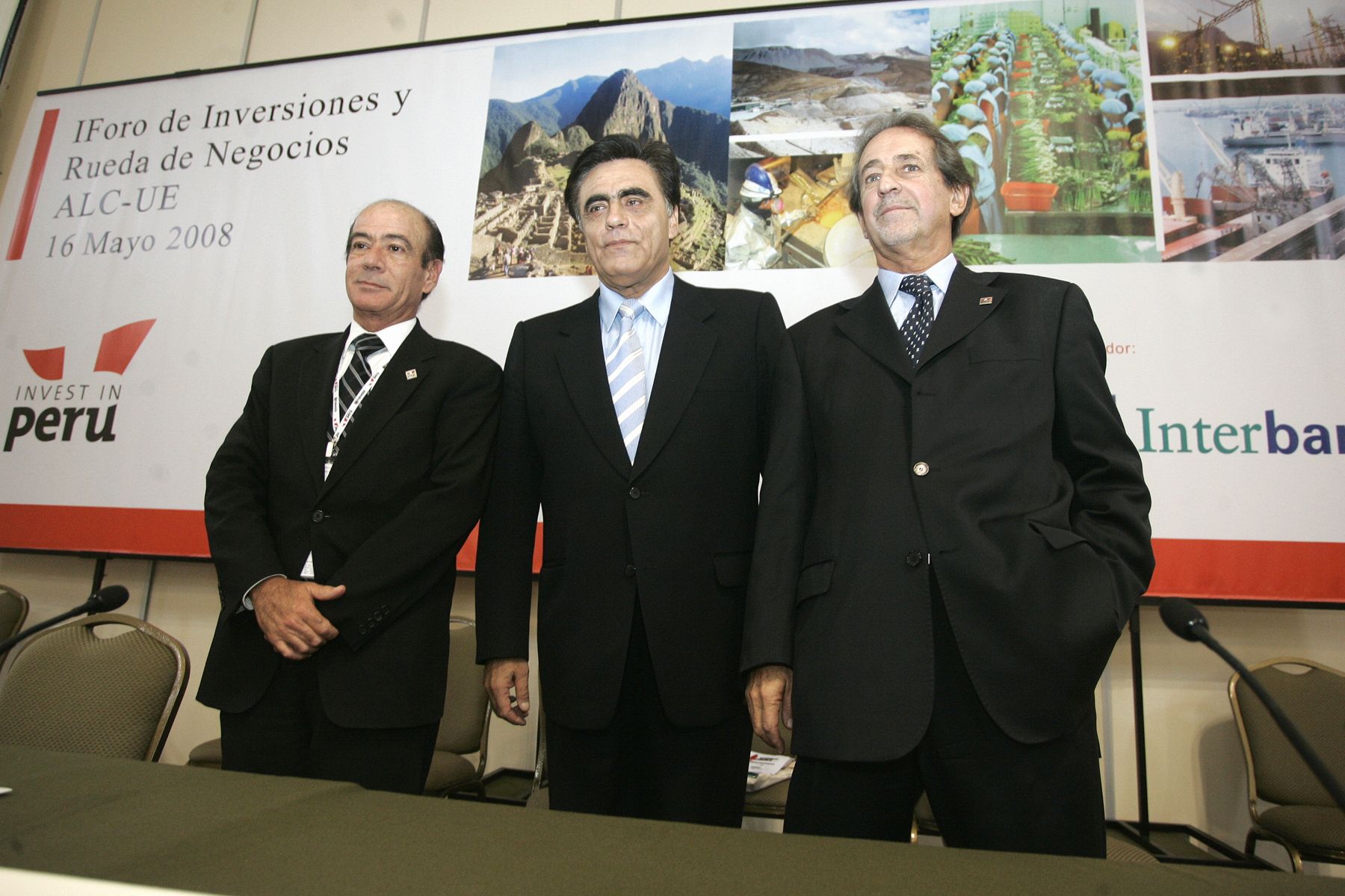 Presidente del Congreso, Luis Gonzales Posada, clausura el I Foro de Inversiones y Rueda de Negocios ALC-UE. Foto: ANDINA/Rafael Cornejo.