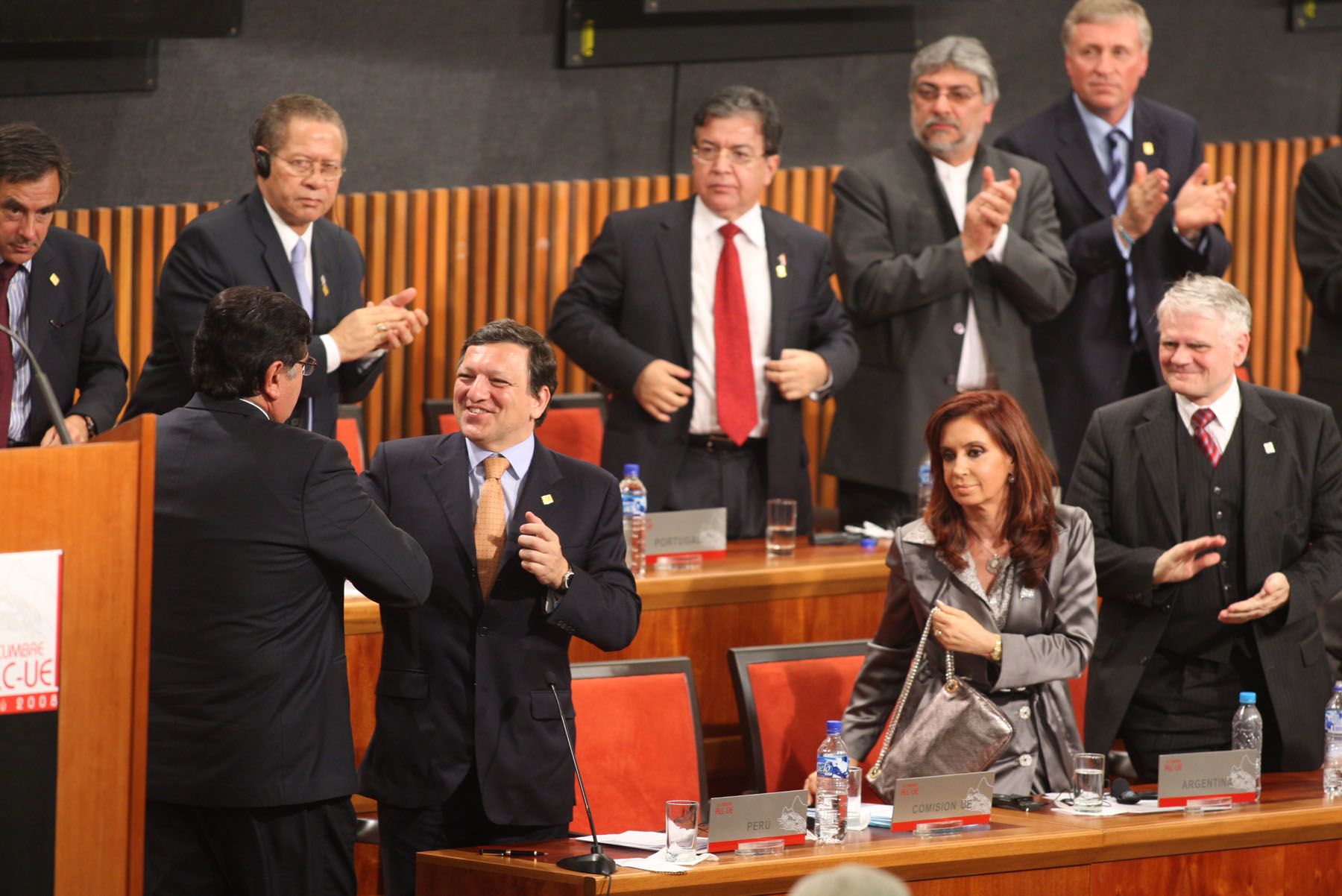 El presidente de la Repùblica , Alan Garcìa, clausuró la V Cumbre ALC-UE esta noche en Lima. Foto:ANDINA/Carlos Lezama