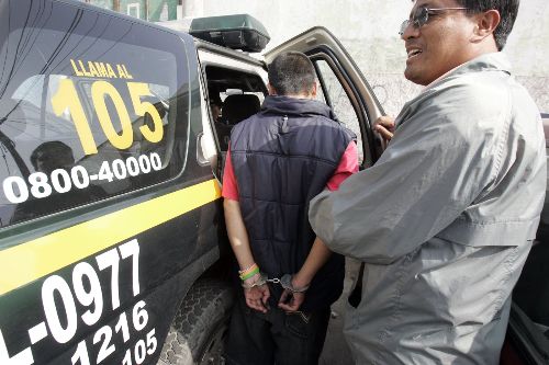 En operativo policial en el Callao, Policía bate a delincuente. Foto:  ANDINA/Juan Carlos Guzmán