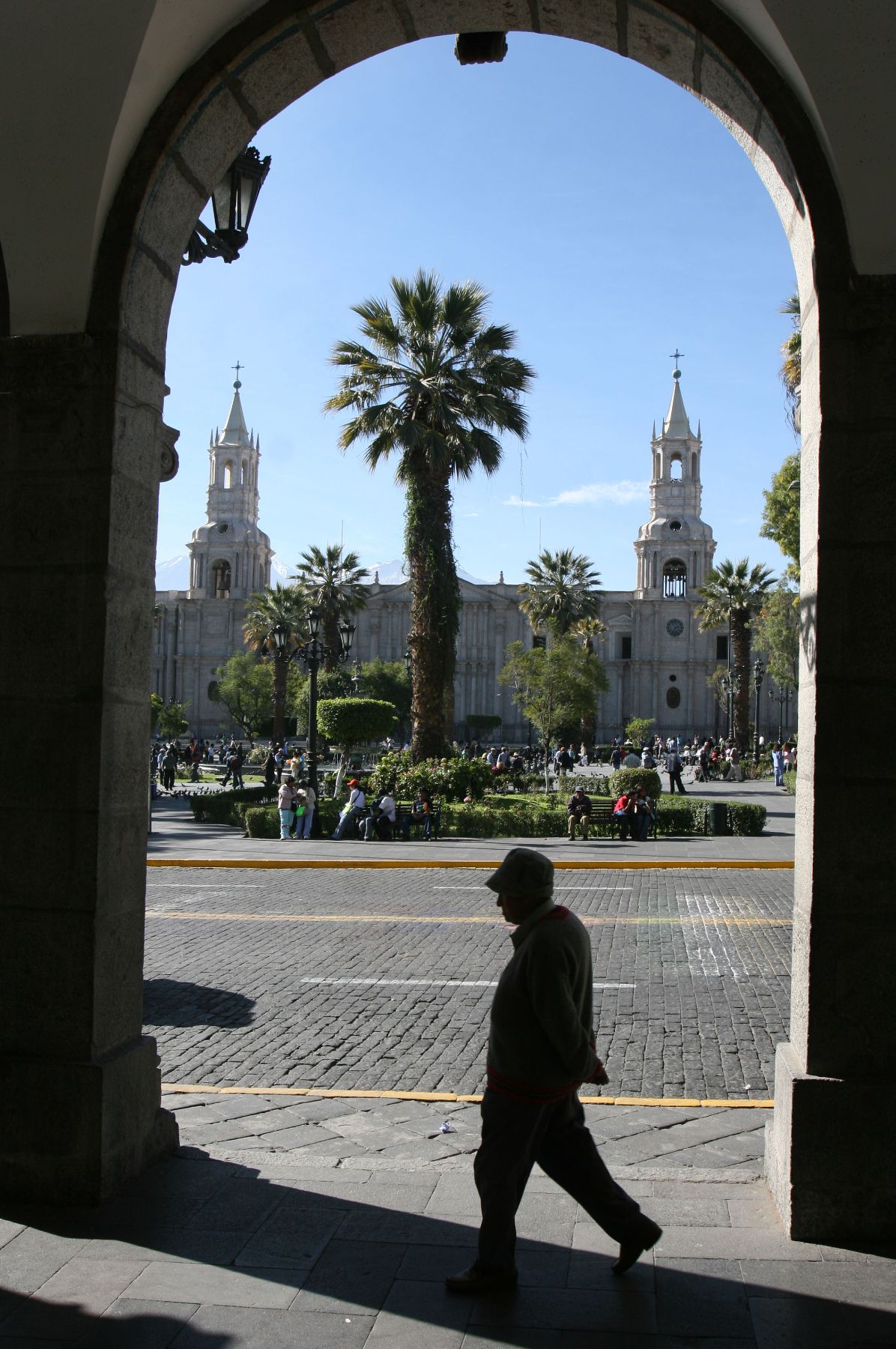 Plaza de Armas de Arequipa, sede de la Reunión de Ministros Responsables de Comercio (MRT) del Foro APEC.  Foto:ANDINA/ Norman Córdova