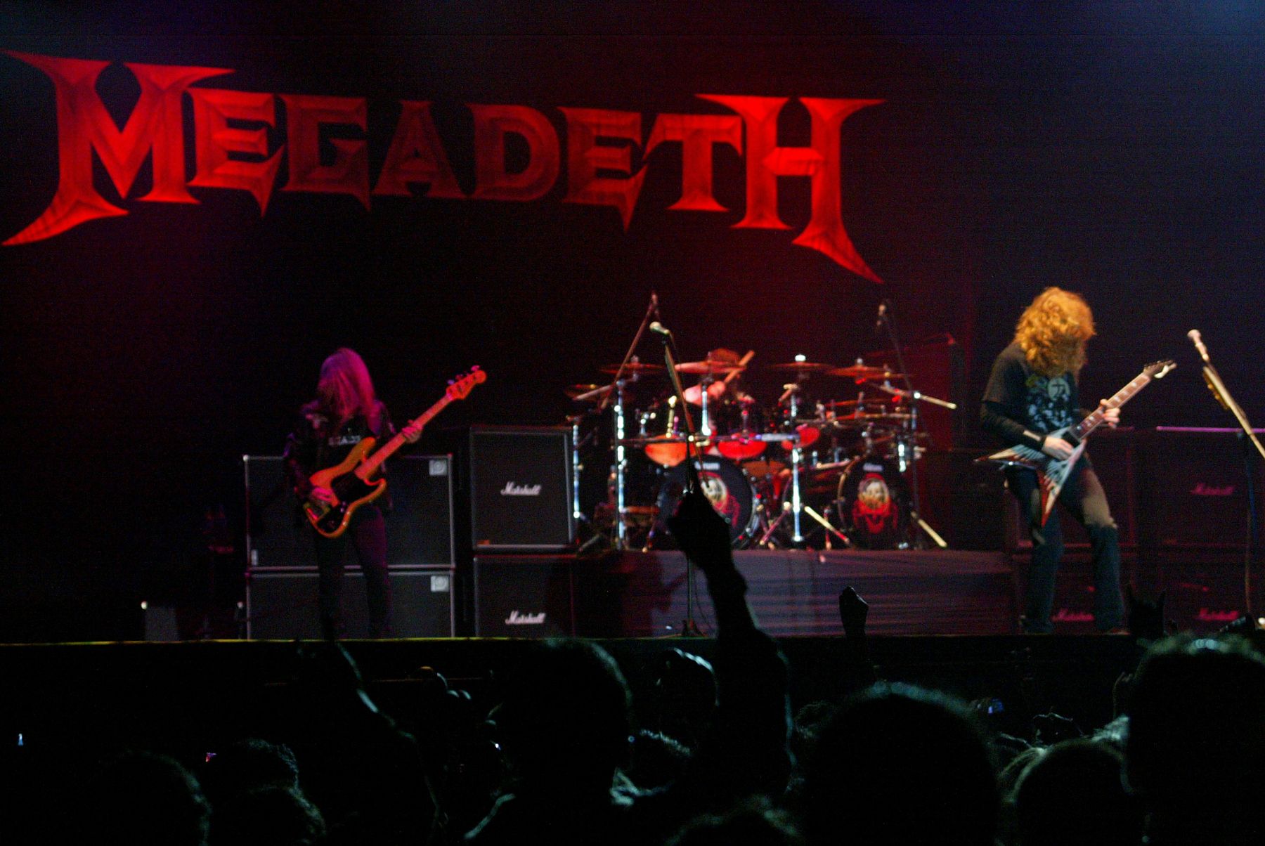 Banda estadounidense de trash metal, Megadeth, en concierto en la explanada del Estadio Monumental de Lima. Foto: ANDINA/Rubén Grández