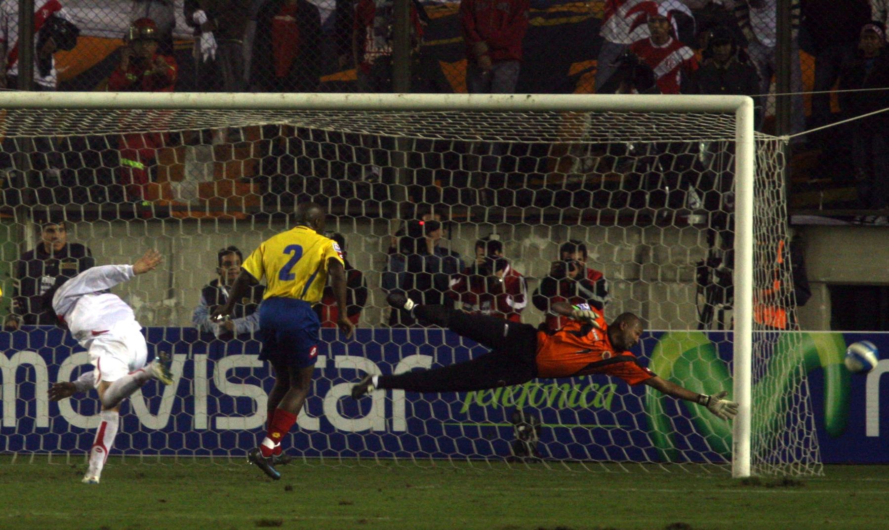 Selecciòn de Perù y Colombia empataron a uno, en el Estadio Monumental de Ate. Foto:ANDINA / Alberto Orbegoso