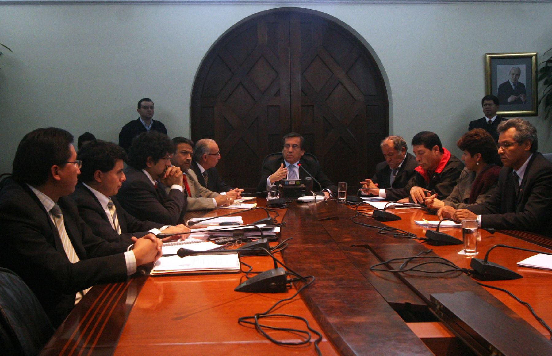 Presidente del Consejo de Ministros, Jorge del Castillo, se reunió con autoridades de Moquegua para solucionar los problemas de la región. Foto: ANDINA/Maritza Rosales.