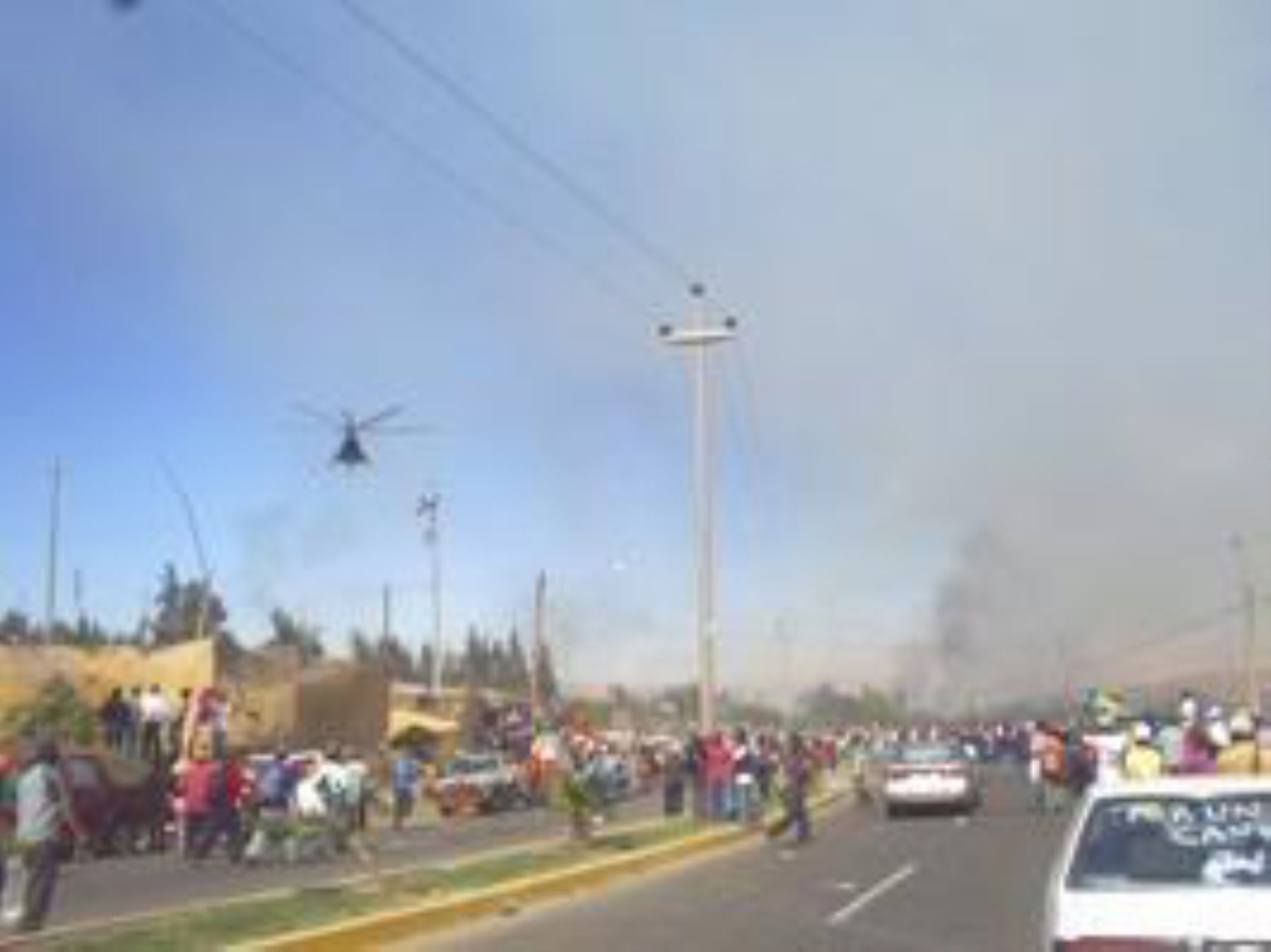 Toma de carreteras en la zona del puente Moltalvo, región Moquegua. Foto: ANDINA/ Victor Silva