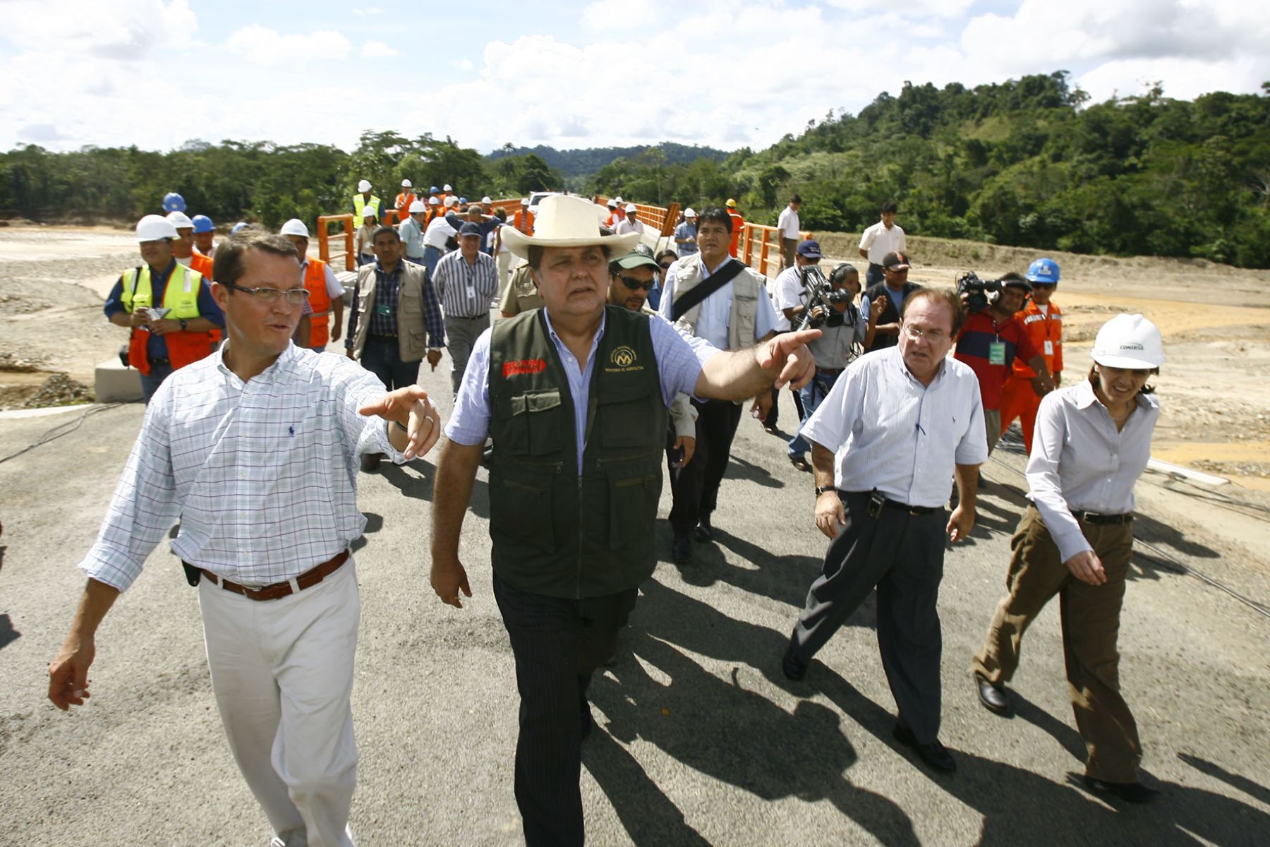 El jefe de Estado, Alan García inauguró, esta mañana, 43 puentes de la Interoceánica Sur. Foto: ANDINA / Sepres / Oscar Farje