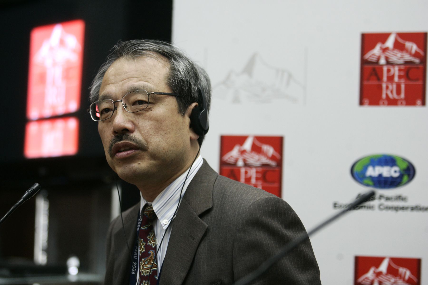 Fumio Yamazaki de la universidad de Japon durante la Conferencia Anual de Centros de Estudios Académicos (ASCC) en el marco de APEC en Piura. Foto: ANDINA/Rafael Cornejo