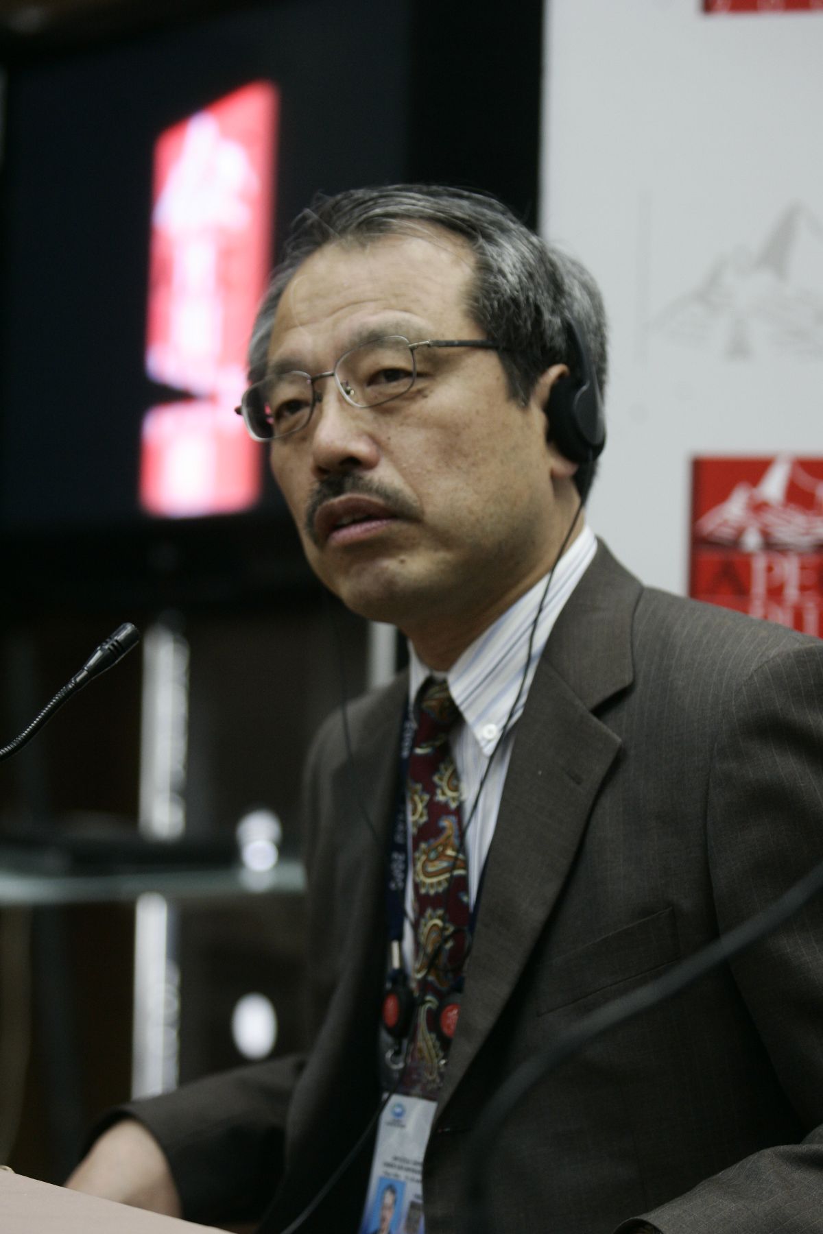 Fumio Yamazaki de la universidad de Japon durante la Conferencia Anual de Centros de Estudios Académicos (ASCC) en el marco de APEC en Piura. Foto: ANDINA/Rafael Cornejo