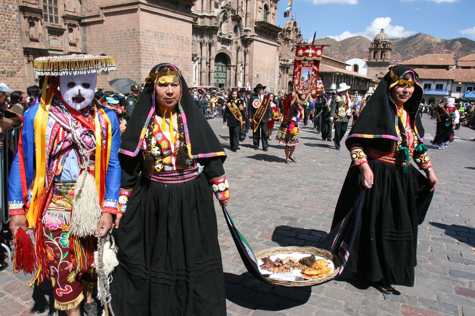 Desfile cívico en homenaje a la ciudad de Cusco. Foto: ANDINA/Norman Córdova