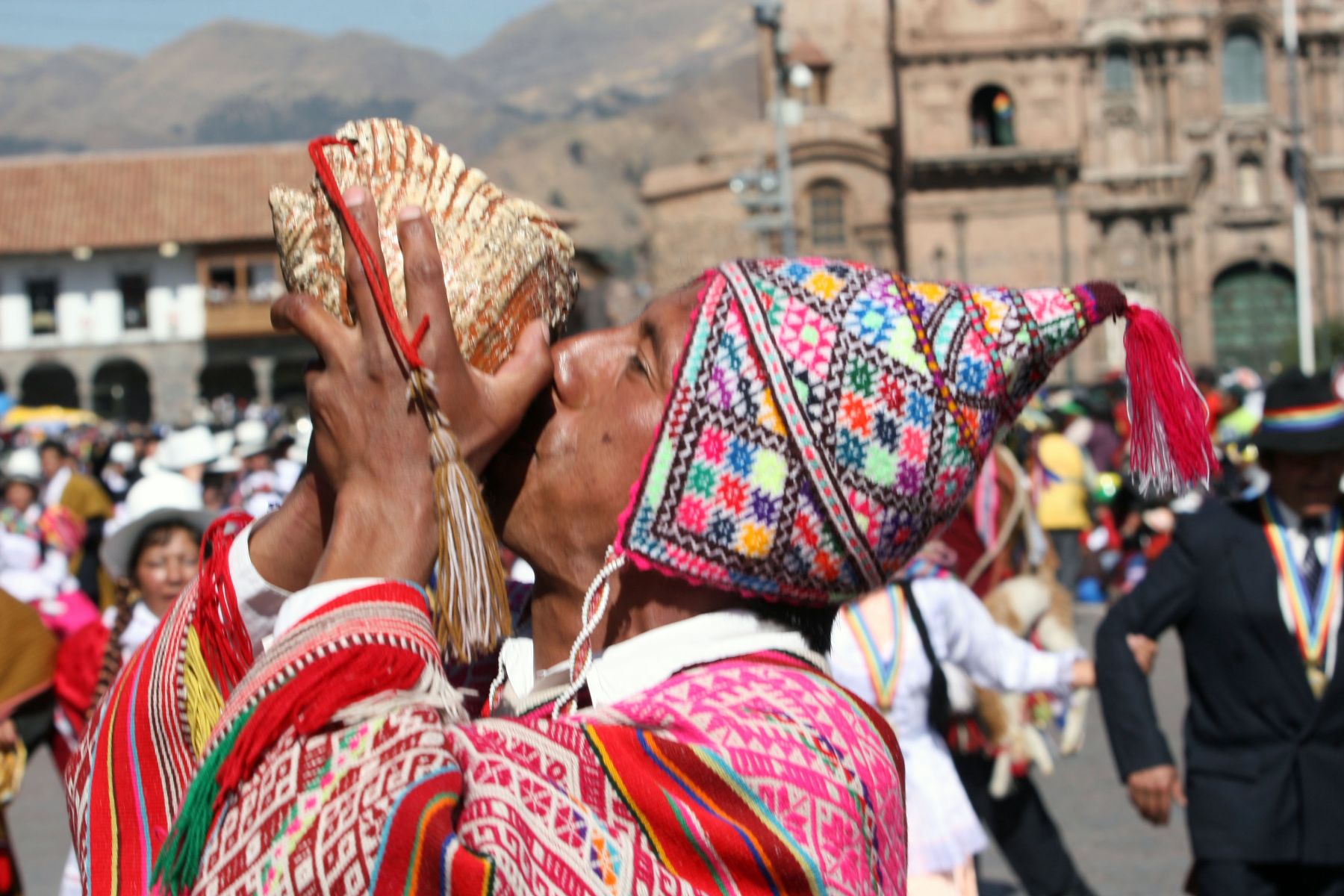 Desfile cívico en homenaje a la ciudad de Cusco. Foto: ANDINA/Norman Córdova