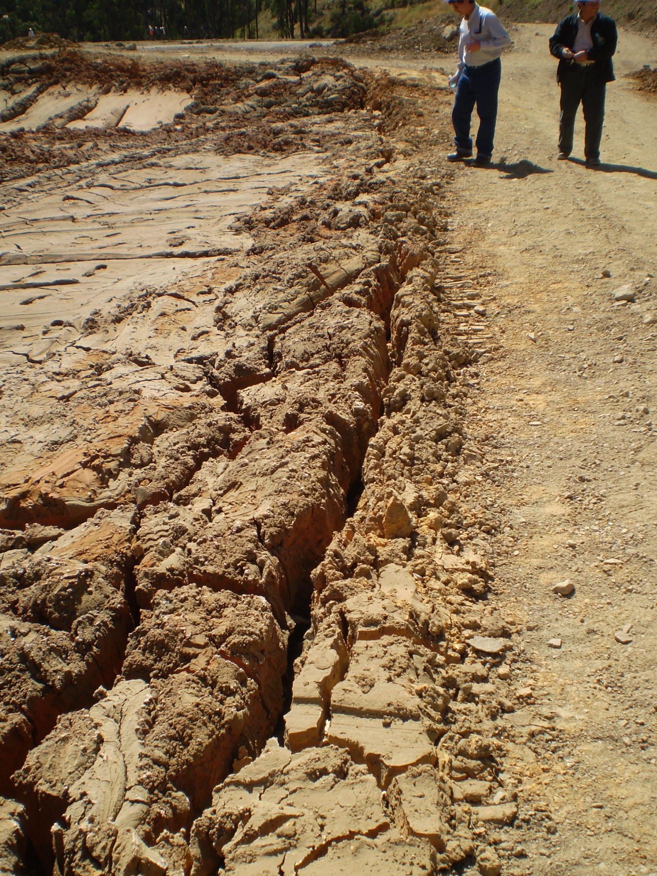 Detectan inestabilidad de suelos en depósitos de relaves en zona de Huarochirí. Foto: Andina/Defensoría del Pueblo.