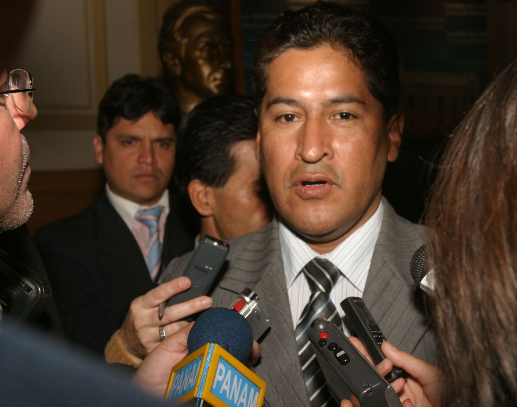 Congresista Oswaldo Luizar Obregón. Foto: ANDINA/Héctor Vinces.
