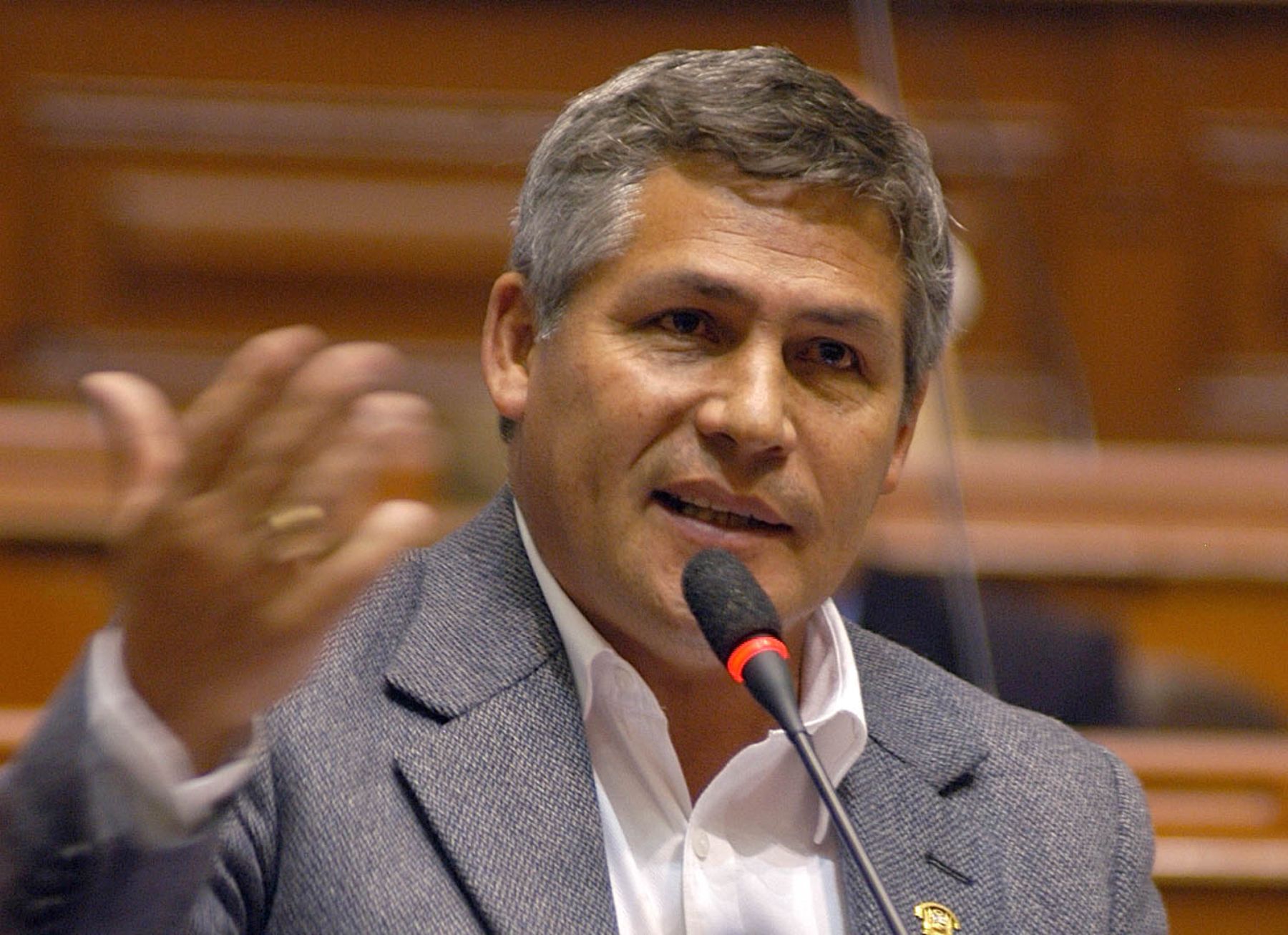 Congresista de la República, Juan perry Cruz, interviene en el pleno del congreso. Foto: ANDINA /CDR / Archivo.