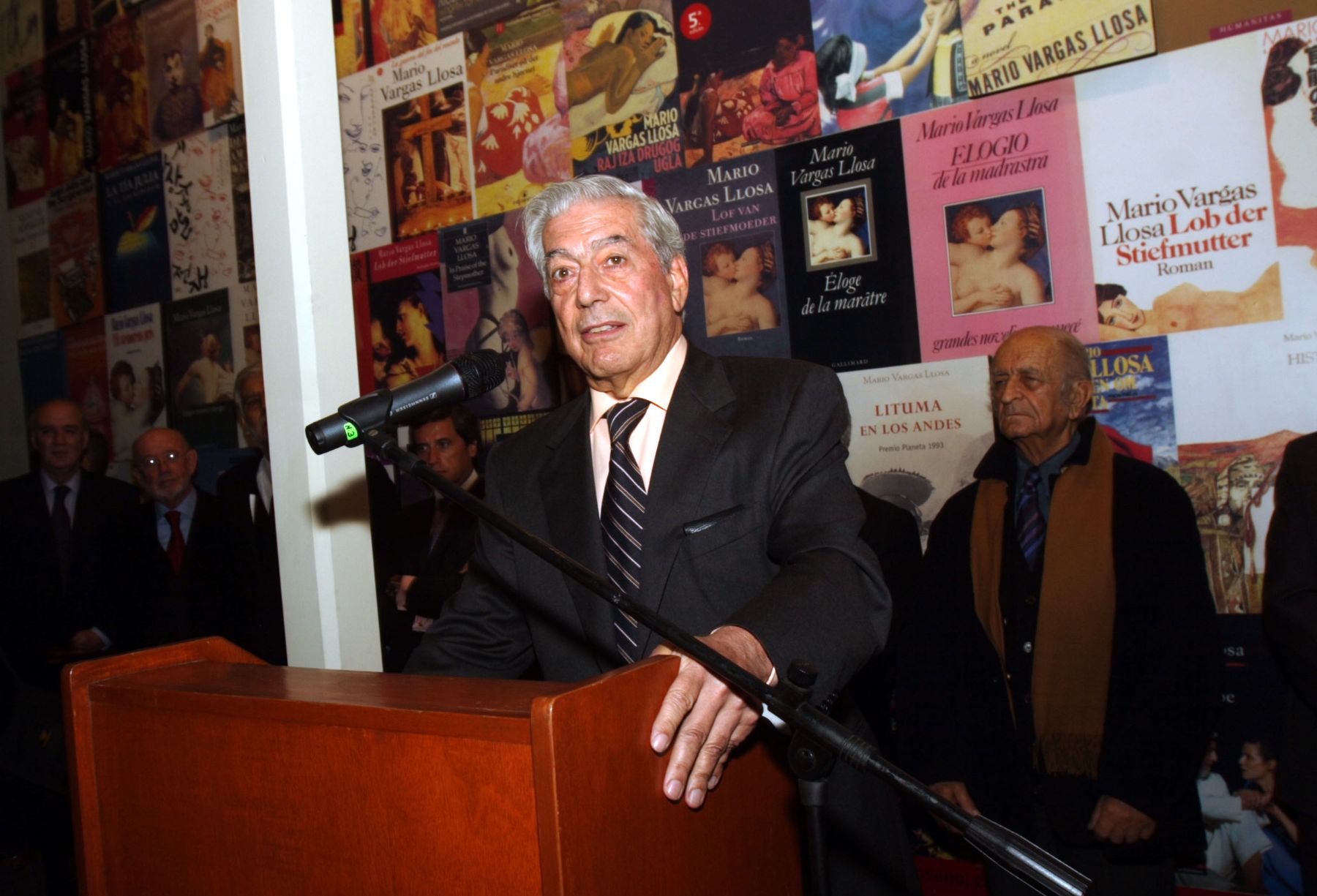 Exposicion de obra  de escritor Mario Vargas Llosa. Foto: ANDINA/Hector Vinces.