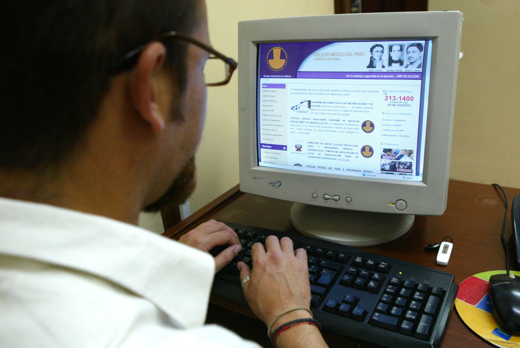 Web del Colegio Médico