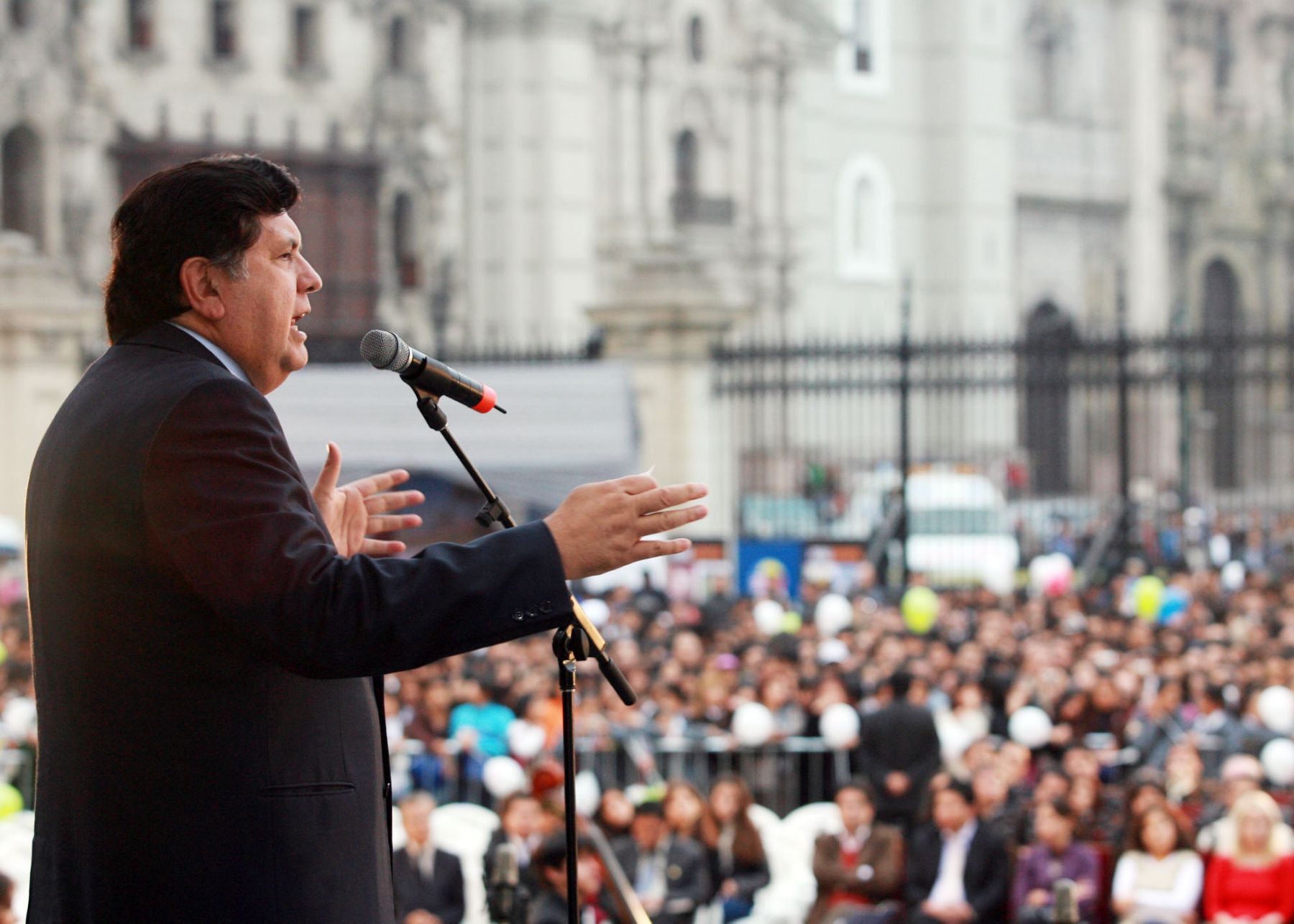 Presidente Alan Garcia, asiste a la Ceremonia por el Dia Internacional de la Juventud en Palacio de Gobierno. Foto: Dante Zegarra