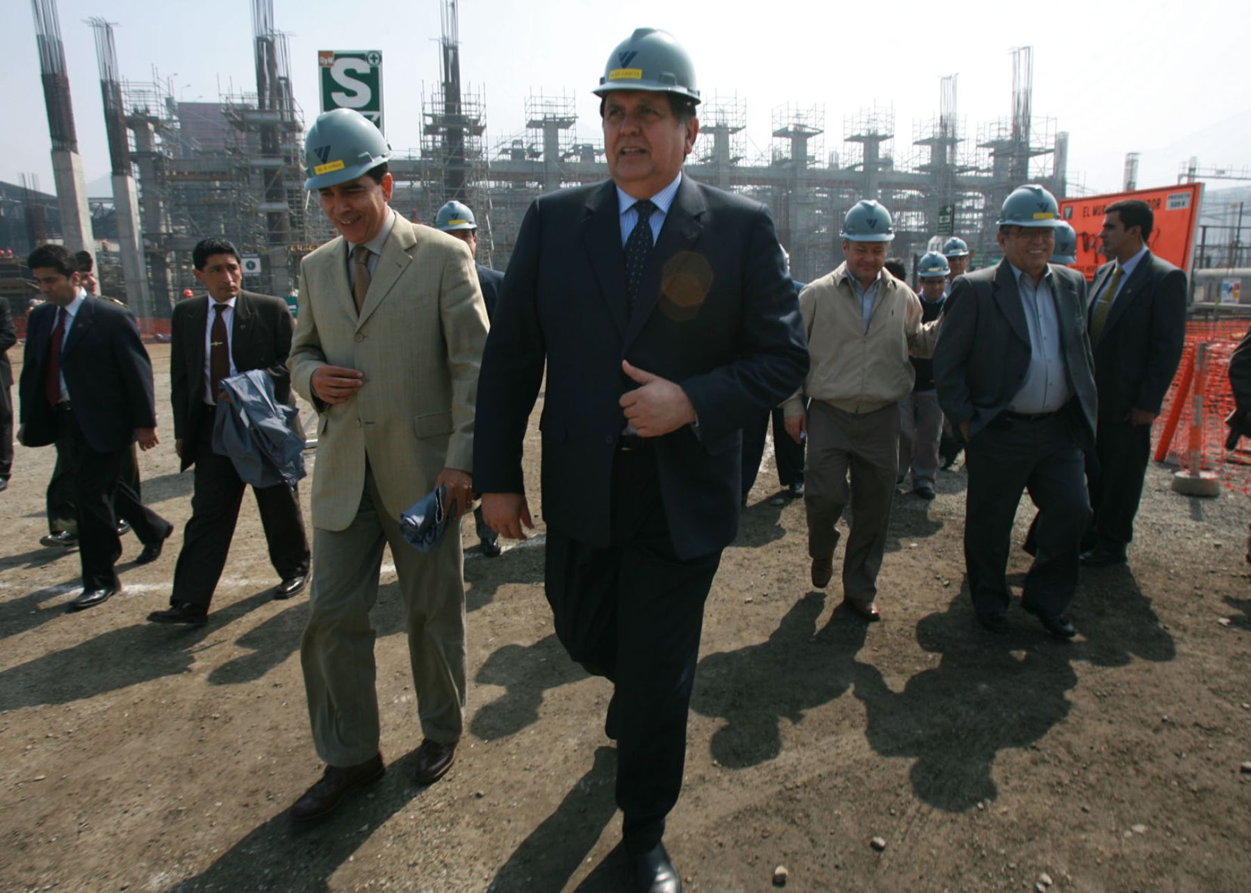 El Jefe de Estado , Alan García, visitó la Refineria Cajamarquilla, en la cual la Empresa Votoratim Metais invierte en proyecto de expasión de 500 millones de dólares.Foto:SEPRES