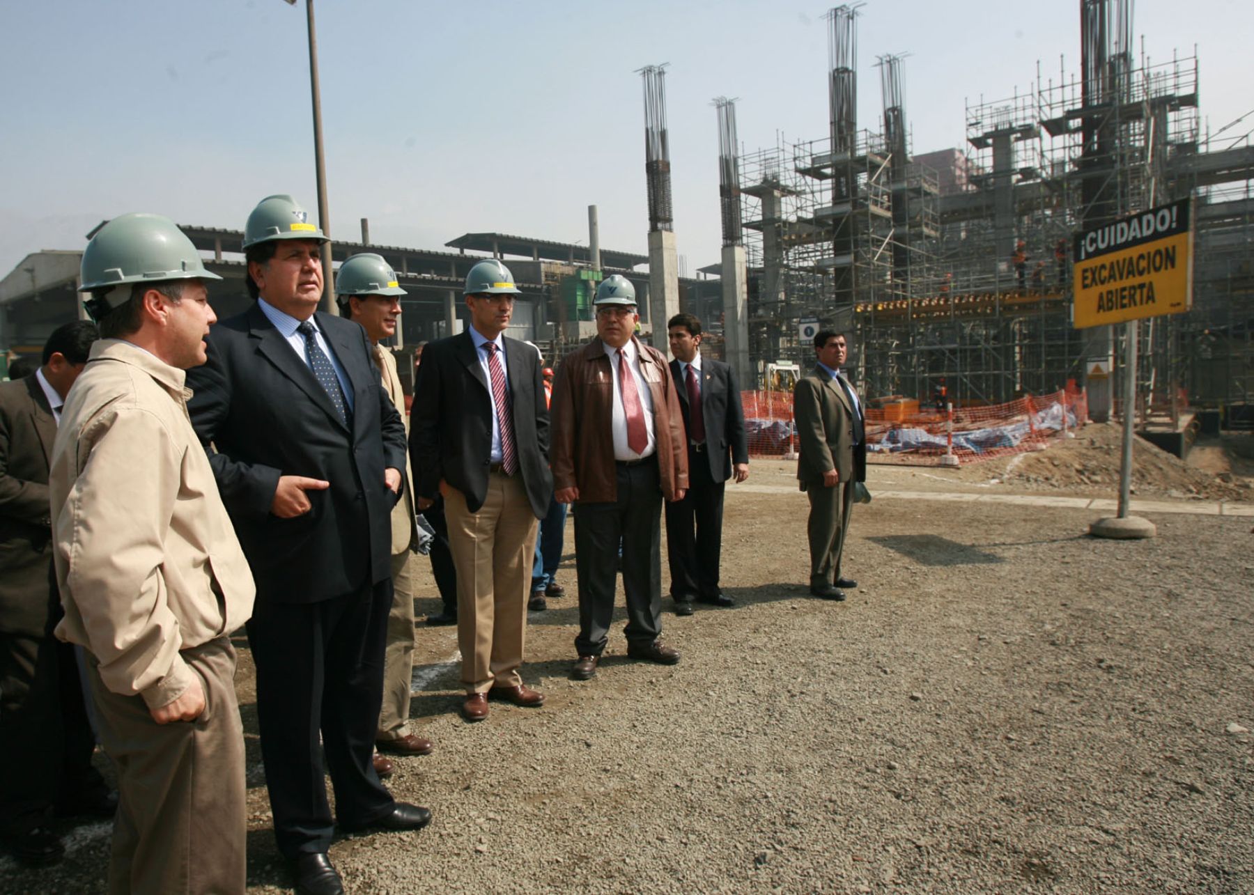 El Jefe de Estado , Alan García, visitó la Refineria Cajamarquilla, en la cual la Empresa Votoratim Metais invierte en proyecto de expasión de 500 millones de dólares.Foto:SEPRES