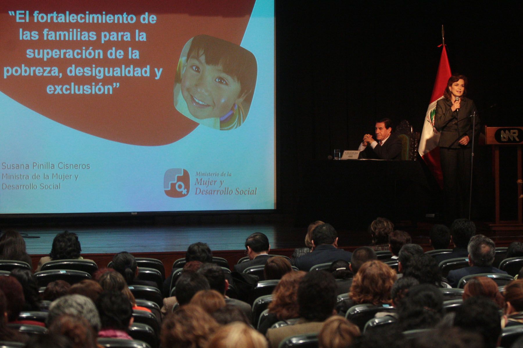 Ministra de la Mujer, Susana Pinilla, expone en la II Convencion Nacional de la Familia organizada por el Mindes. Foto:ANDINA/Carlos Lezama