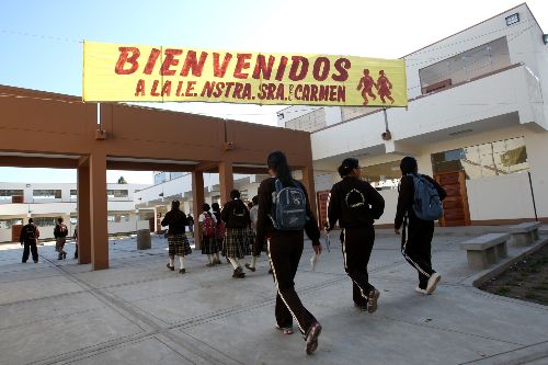 Emblemático colegio Virgen del Carmen reconstruido por el estado, albergará a cientos de  escolares en Chincha. Foto:ANDINA/Jack Ramón Morales
