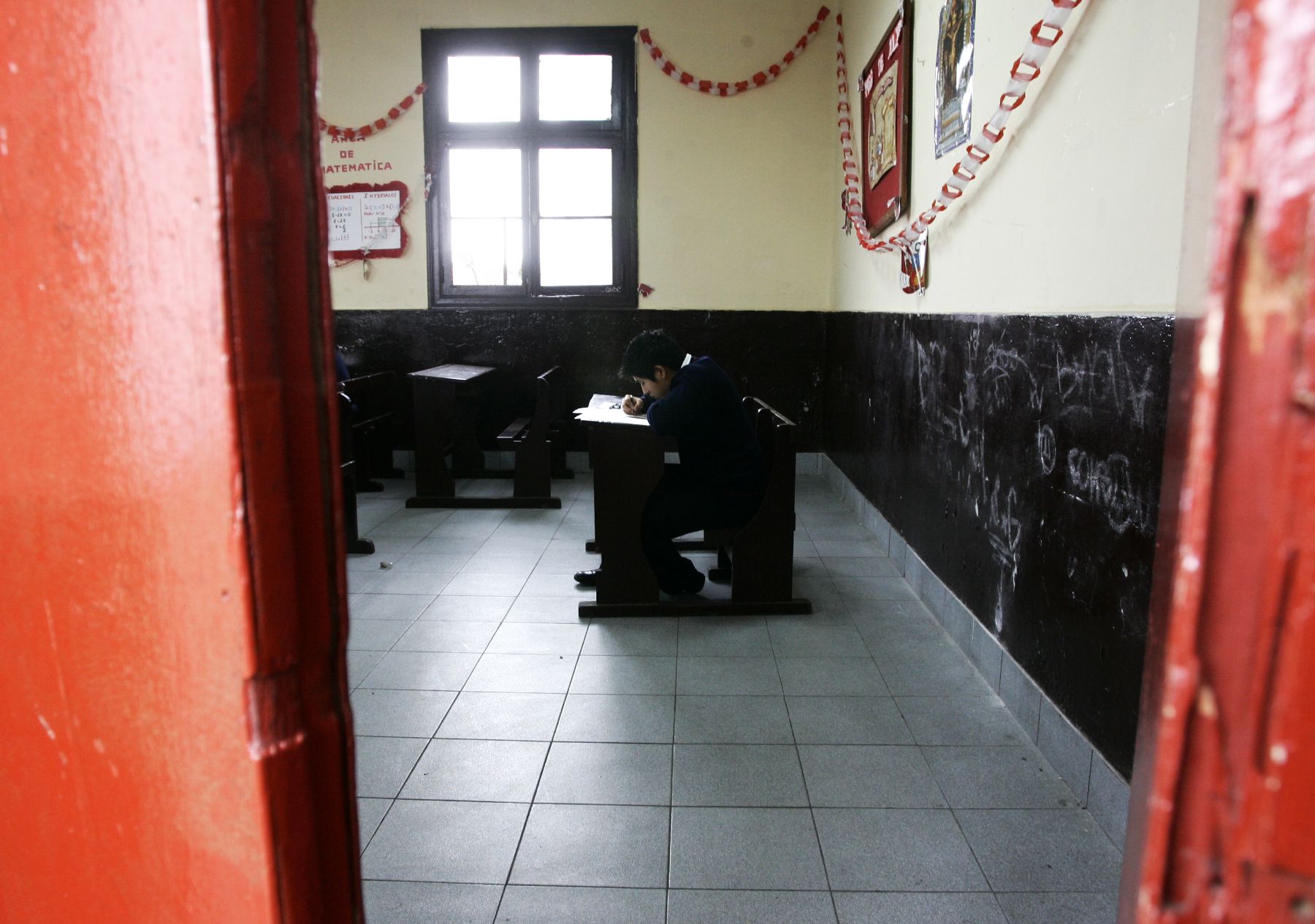 V Olimpiadas Nacionales de Matemáticas que se lleva a cabo en simultaneo en diferentes colegios. Foto: ANDINA/Rafael Cornejo