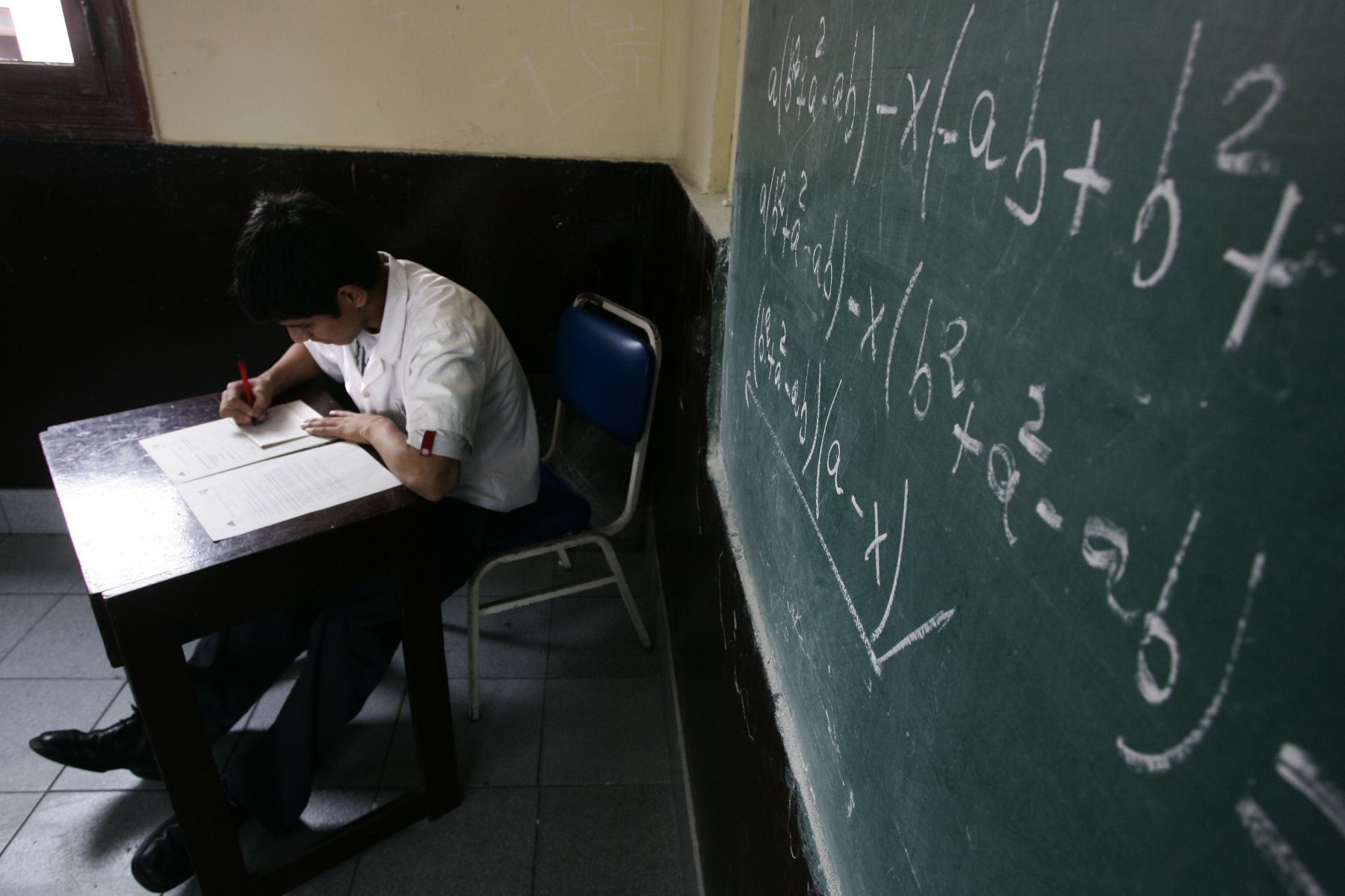 V Olimpiadas Nacionales de Matemáticas que se lleva a cabo en simultaneo en diferentes colegios. Foto: ANDINA/Rafael Cornejo