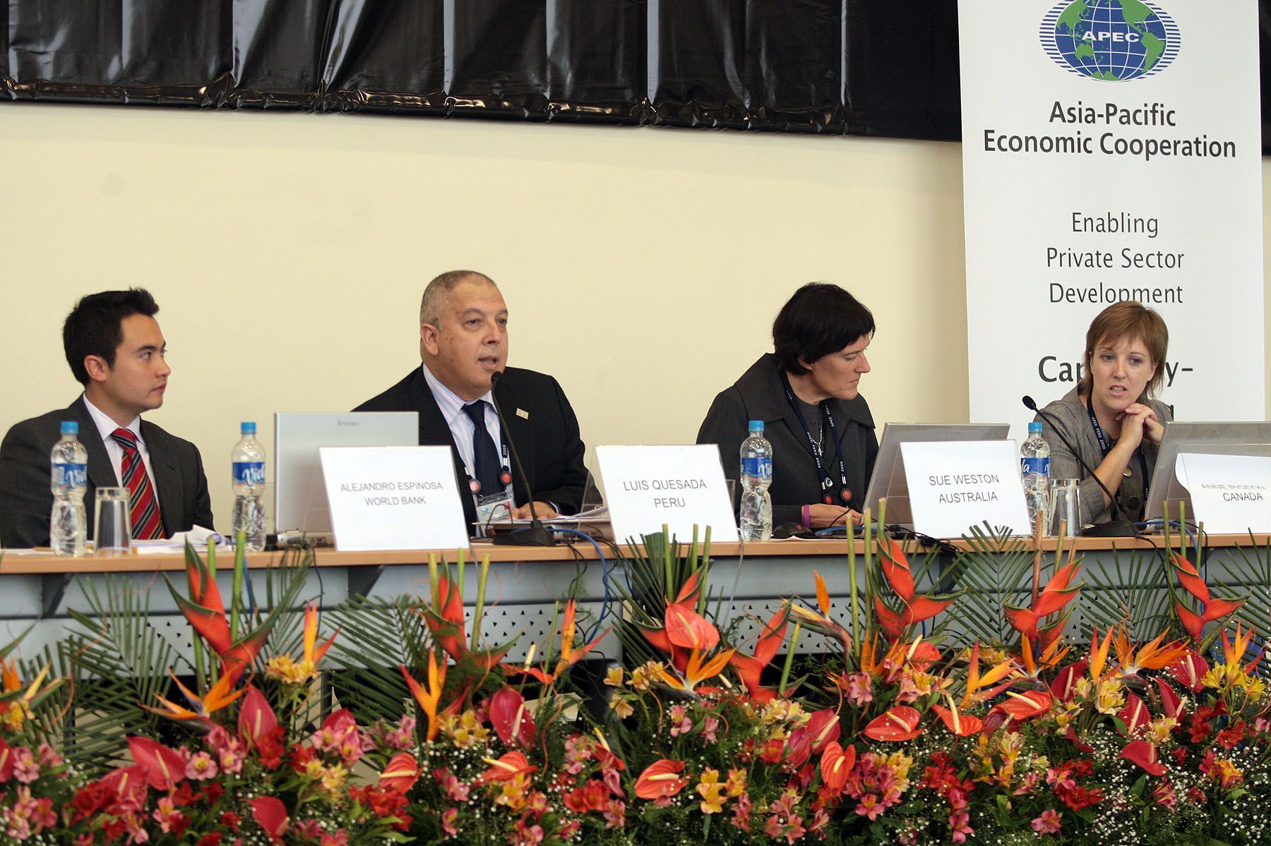 Mas de 200 representantes de las 21 economías que conforman el FORO APEC paraticipan desde hoy en la reunión del Grupo de Trabajo de APEC sobre pequeña y mediana empresa en Chiclayo.Foto:ANDINA/Carlos Lezama