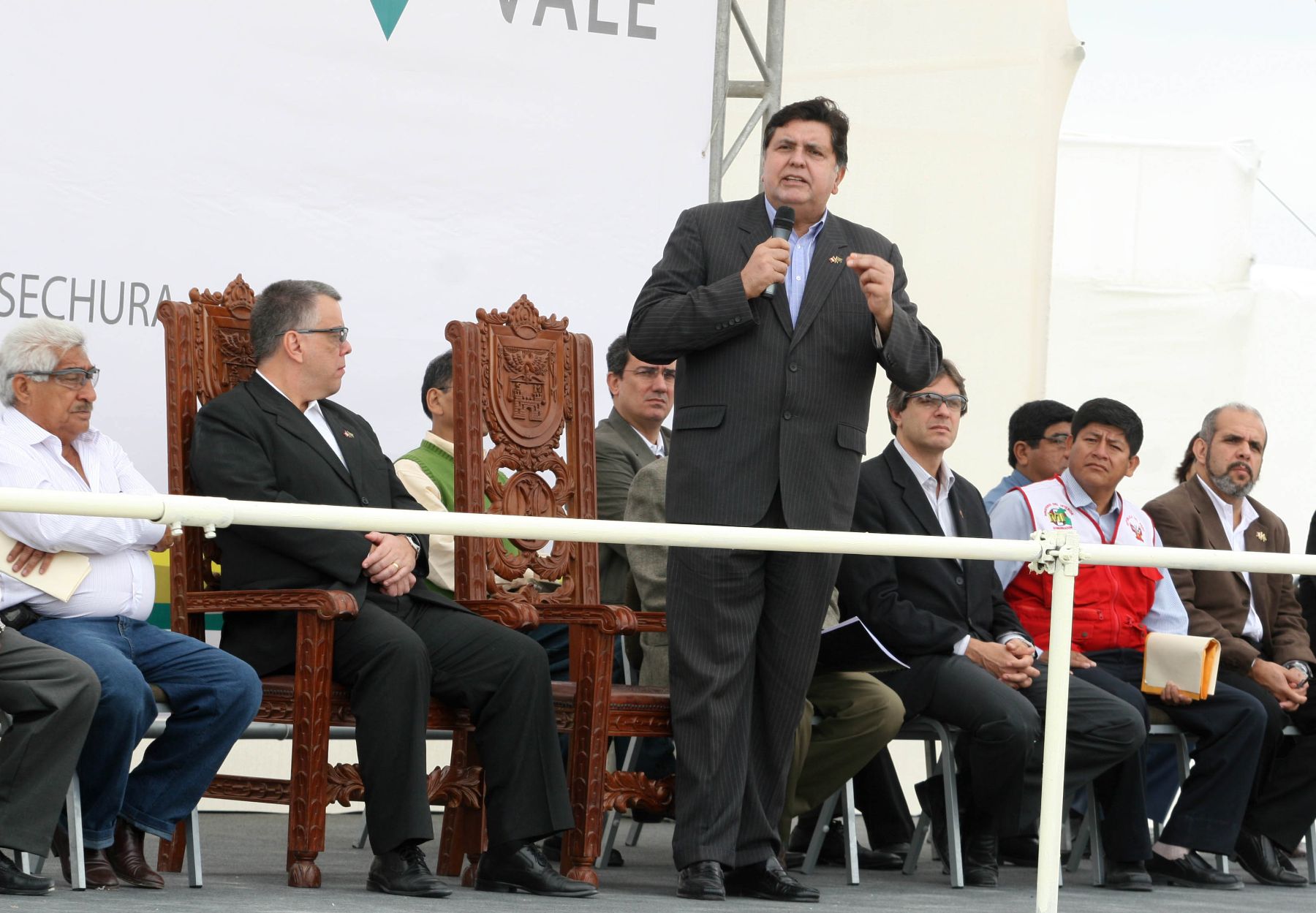 Presidente de la República, Alan García, en colocación de la Piedra Fundamental del Proyecto Bayóvar en el departamento de Piura. Foto: ANDINA / Vidal Tarqui.