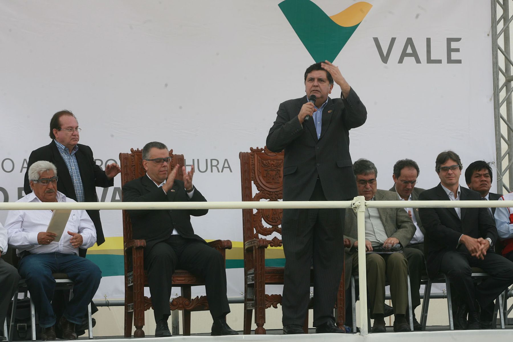 El jefe de Estado, Alan García, encabezó ceremonia de colocación de la primera piedra del Proyecto Bayóvar, en Piura.