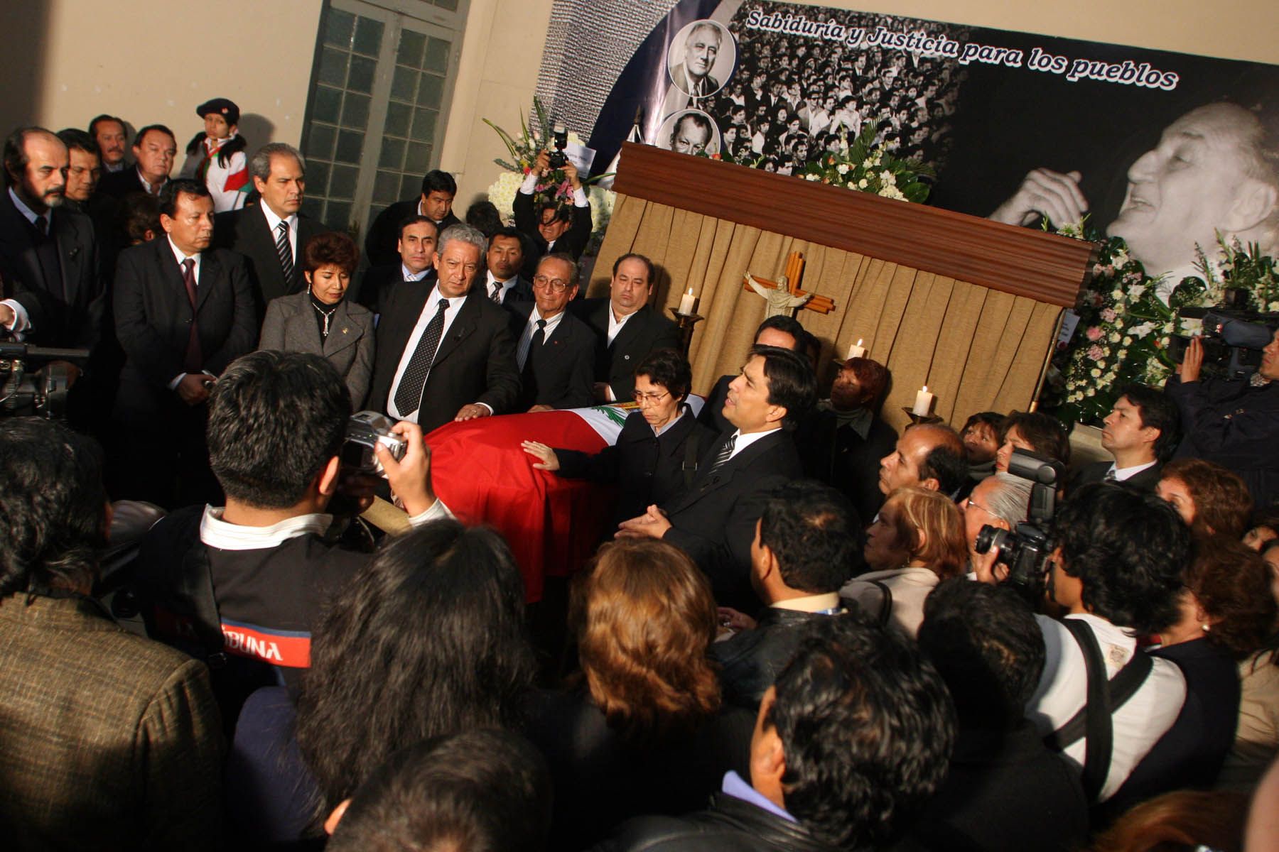 Rinden Homenaje Póstumo a la Congresista Fabiola Salazar. Foto: ANDINA / Carolina Urra
