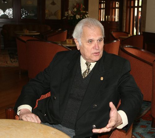 Alcalde de San Isidro, Antonio Meier .Foto:ANDINA/Norman cordova