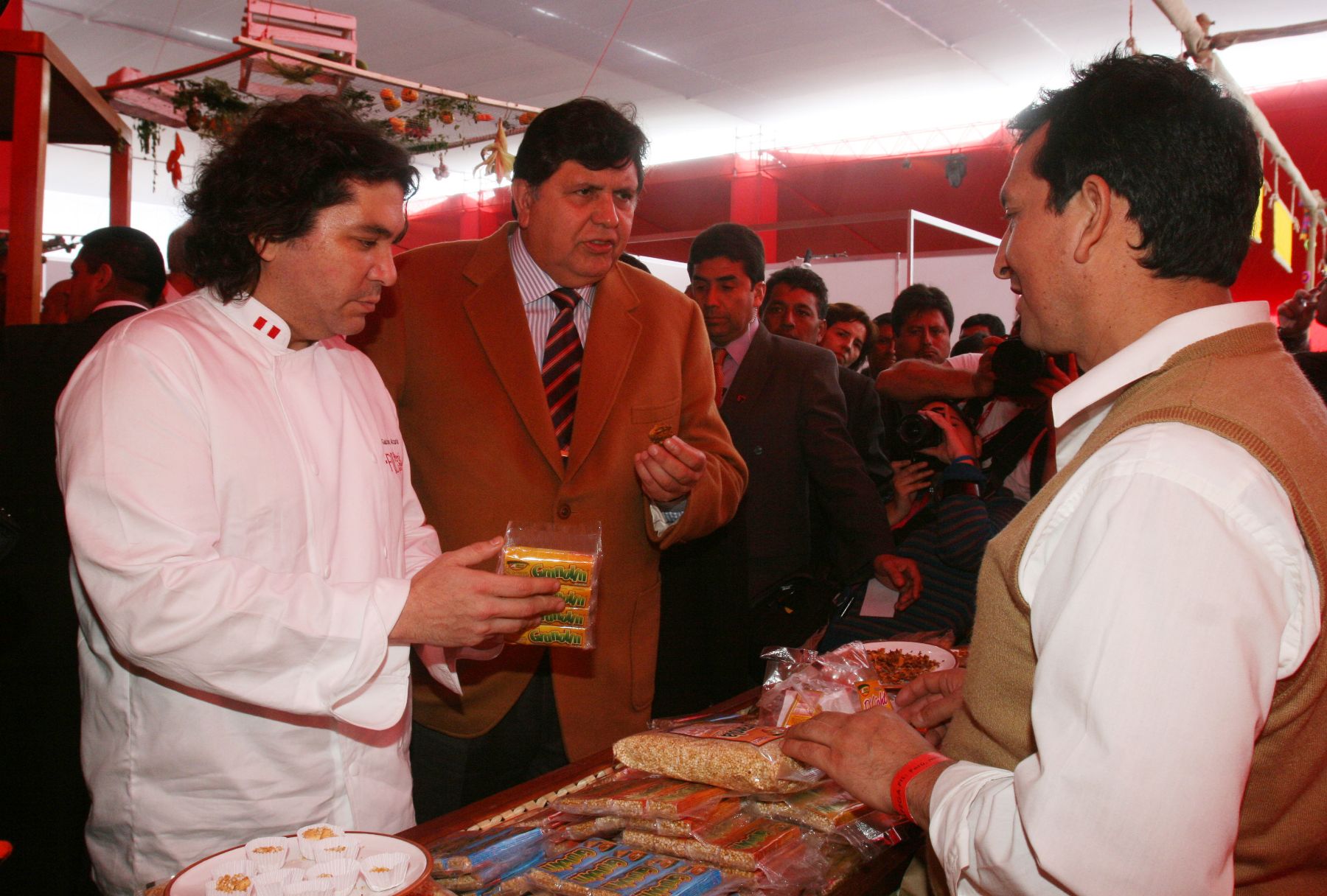 Presidente de la República, Alan García, inaugura Feria Internacional de Gastronomía "Perù Mucho Gusto".
Foto: Sepres.