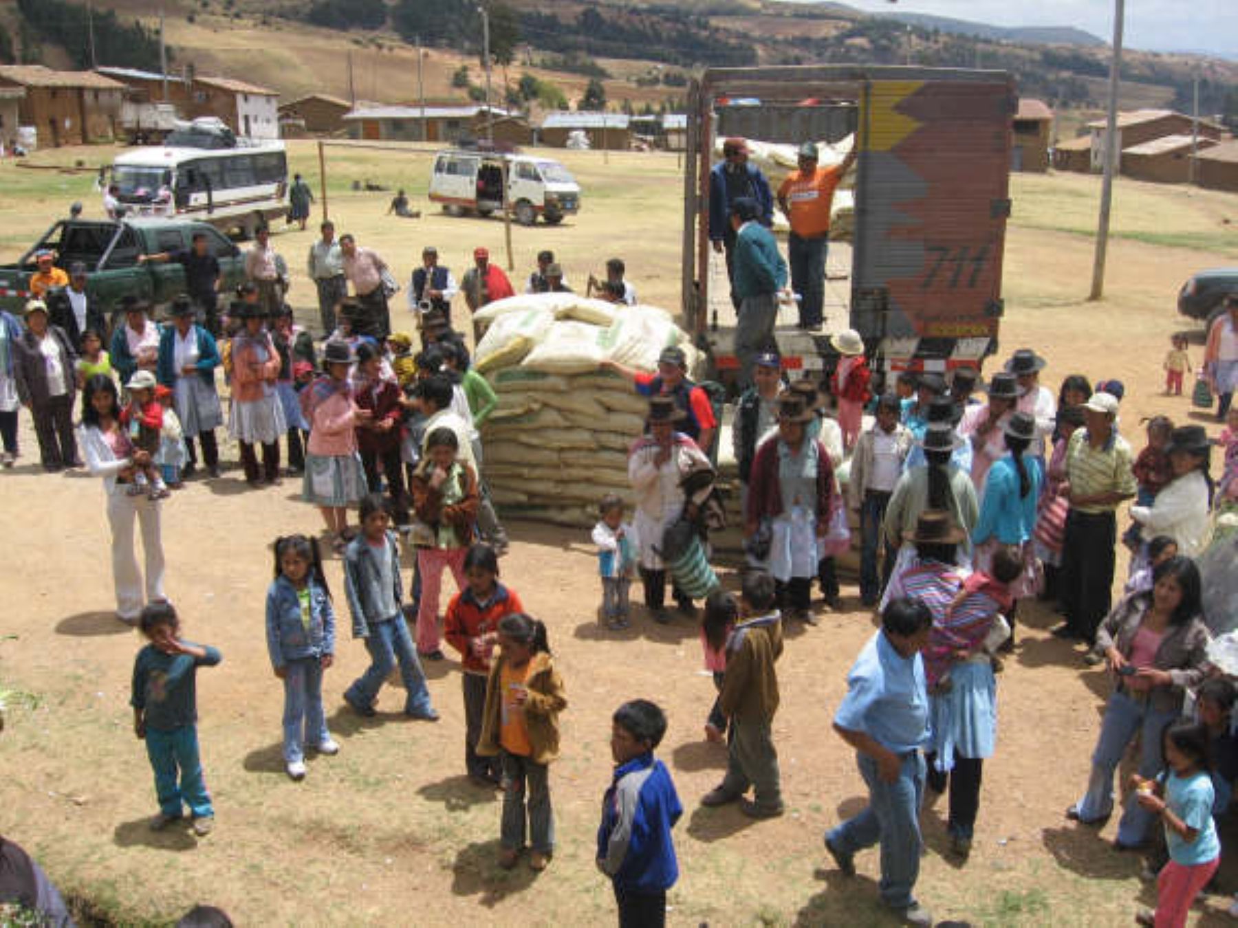 El Agrorural comercializó a precio social 30 toneladas de guano de Isla en Ayacucho. Foto: ANDINA/Cortesía.