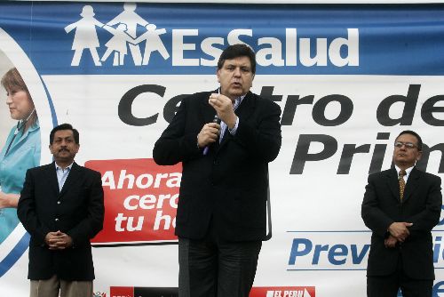 Presidente Alan García inaugura Unidad Básica de Atención Primaria de la Red de EsSalud en Lurín. Foto: ANDINA/Rafael Cornejo.
