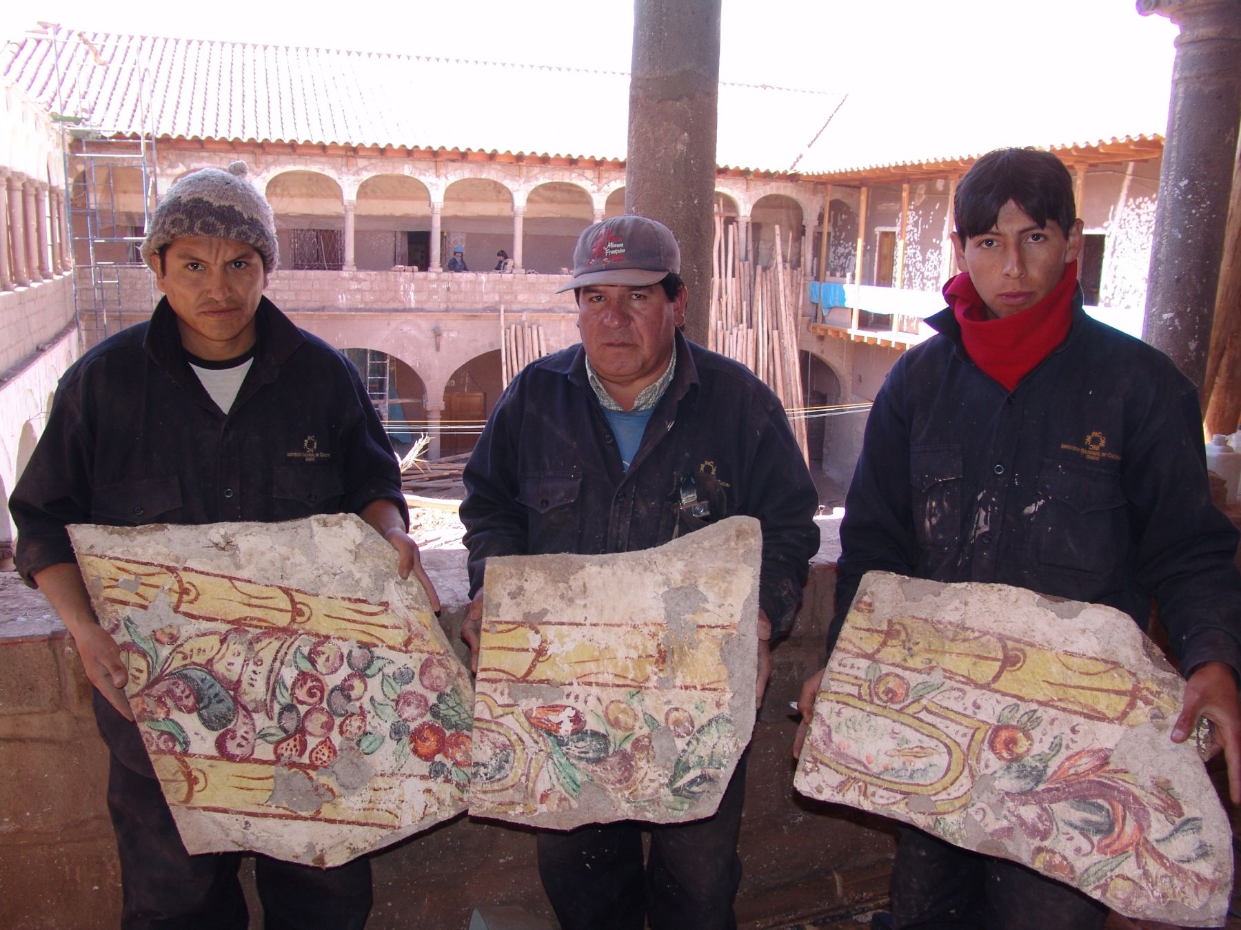 Restauradores del INC-Cusco en la casa Concha. Foto: ANDINA / Fernando Zora-Carvajal.