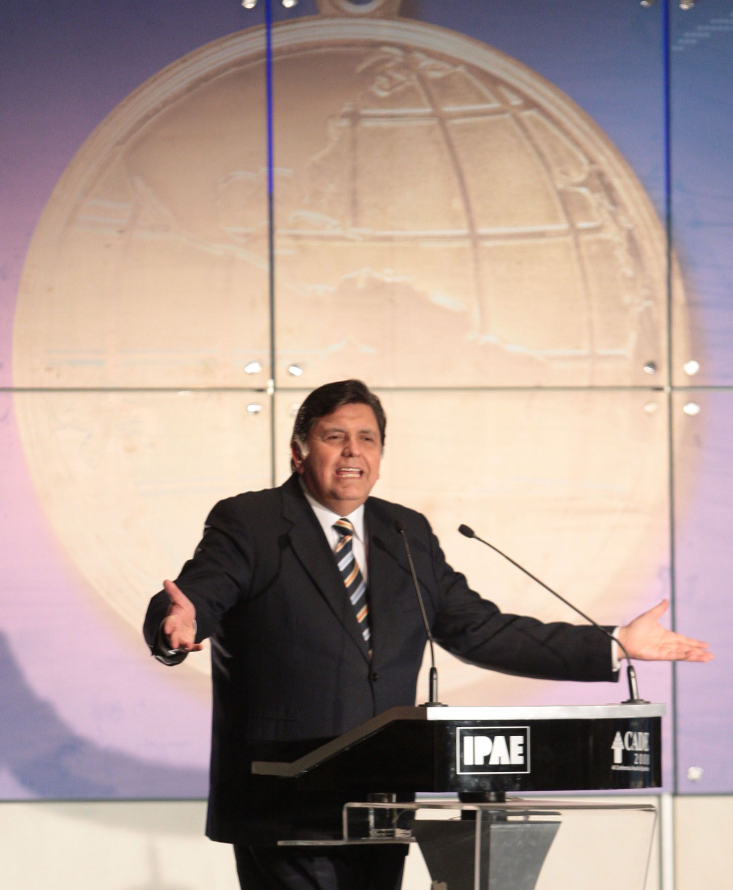 El Presidente de la República, Alan García, clausura  la 46 edición del CADE en el Hotel El Pueblo.
 Foto: ANDINA/Carlos Lezama